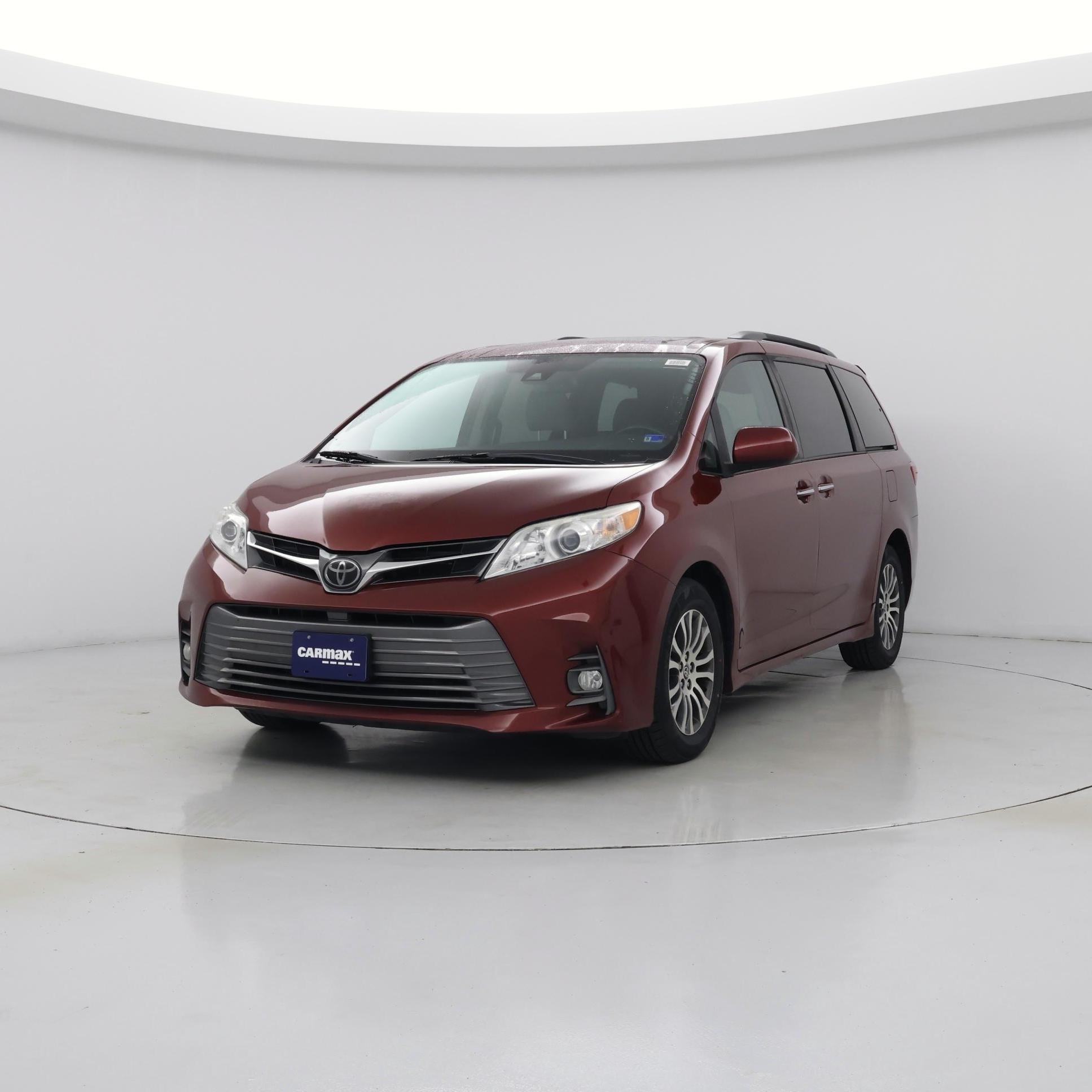 Thumbnail: 2020 Toyota Sienna - 4