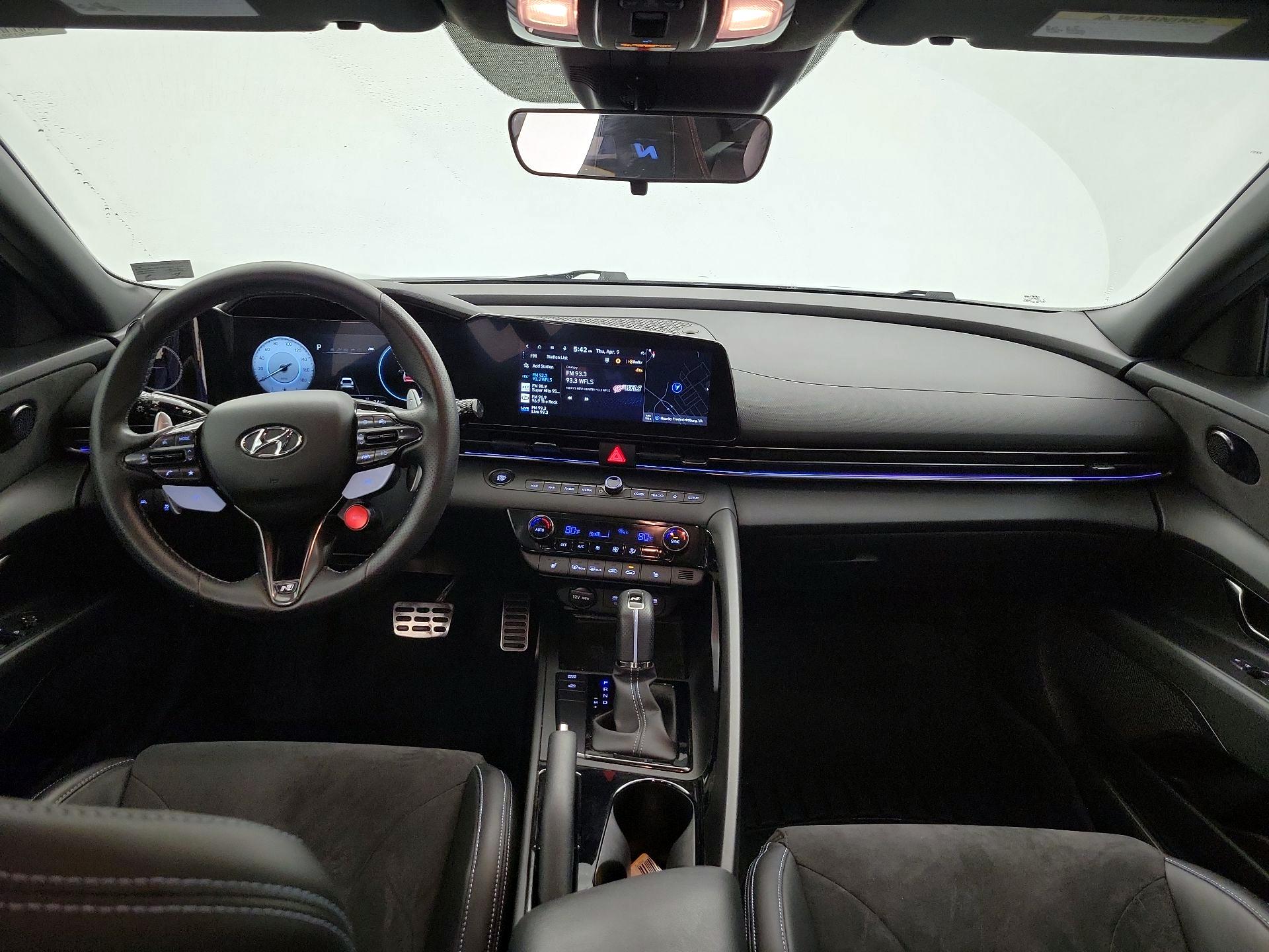 Thumbnail: 2023 Hyundai Elantra - 9