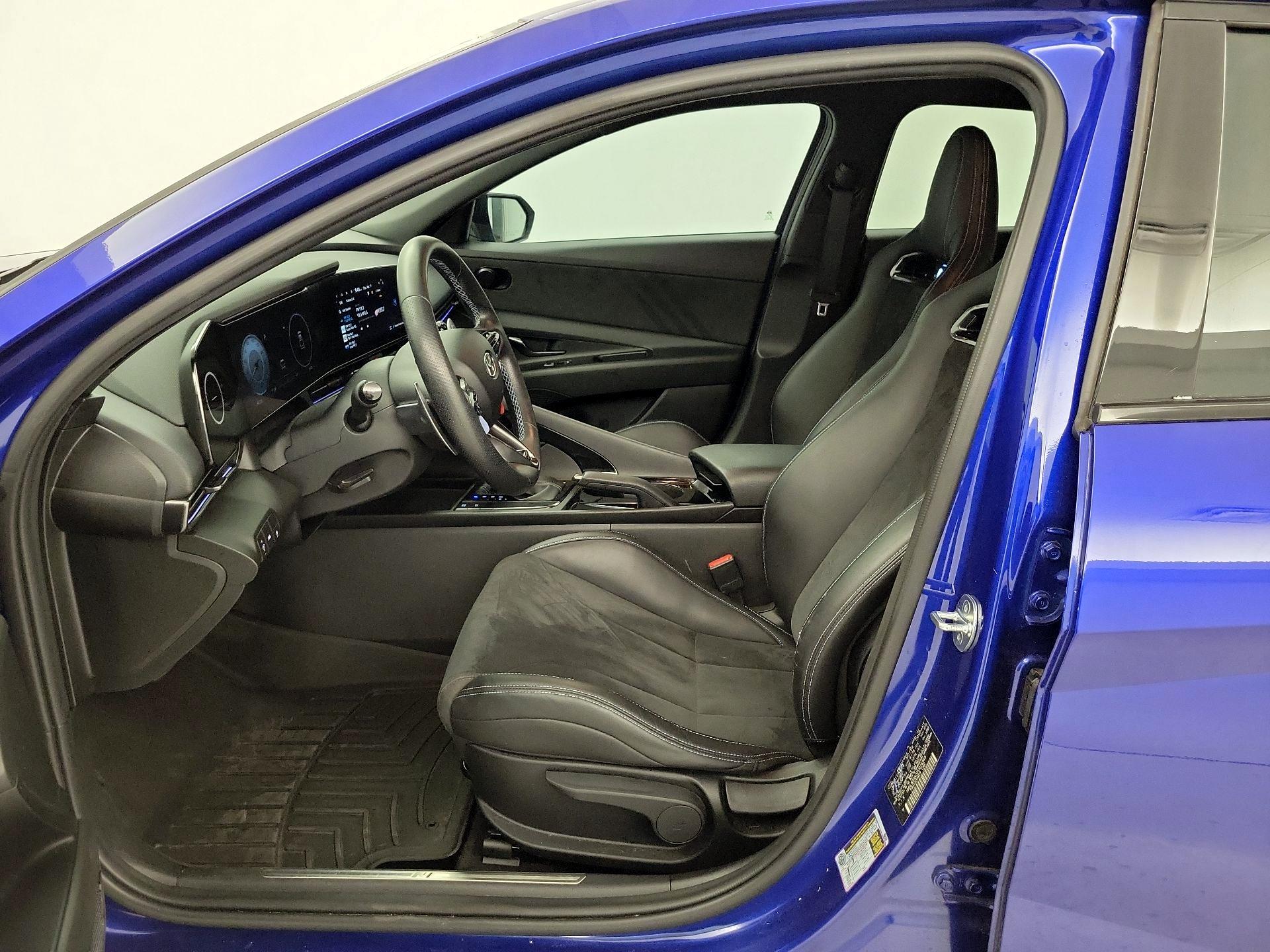 Thumbnail: 2023 Hyundai Elantra - 11