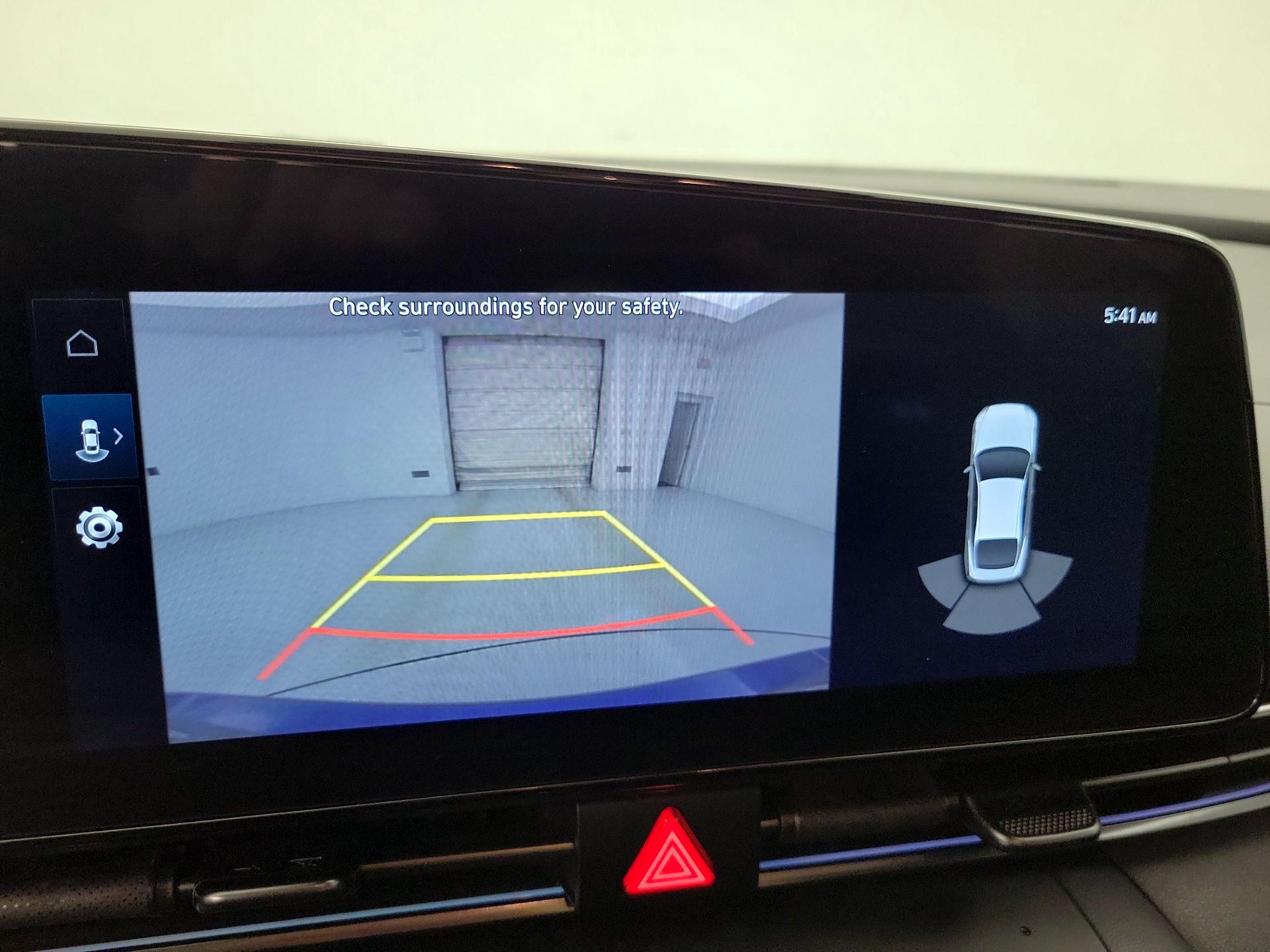 Thumbnail: 2023 Hyundai Elantra - 15