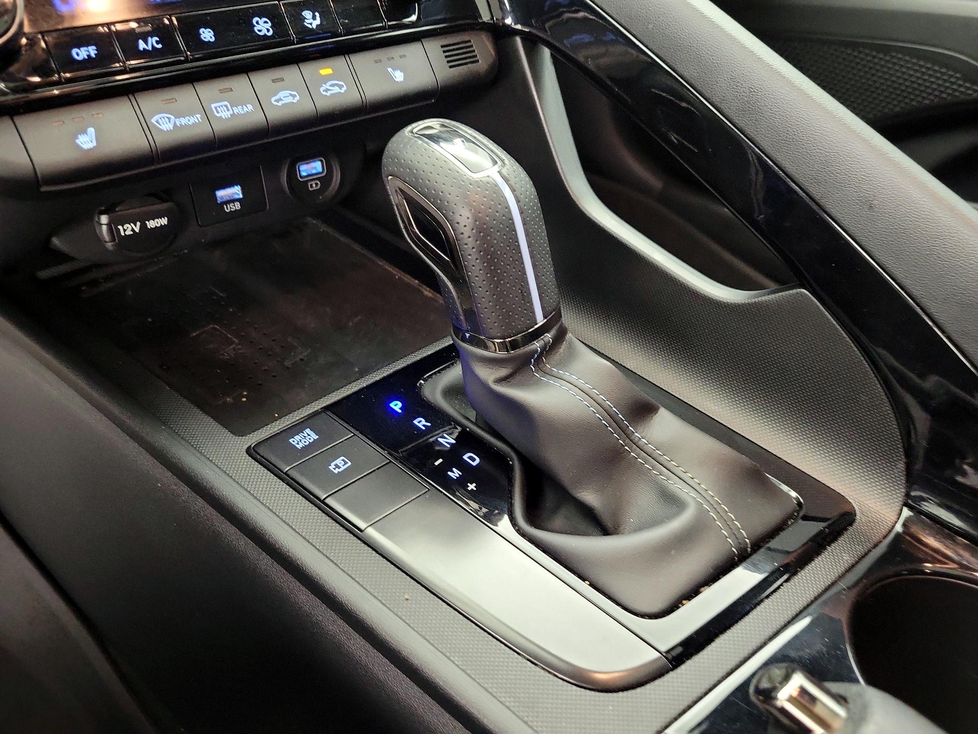 Thumbnail: 2023 Hyundai Elantra - 18