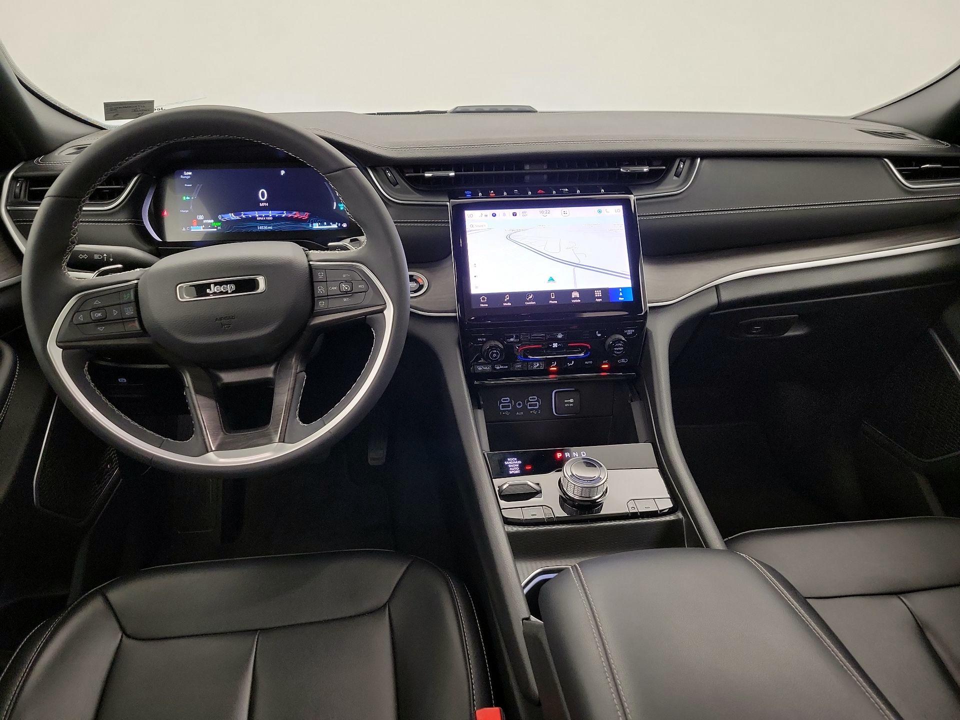 Thumbnail: 2024 Jeep Grand Cherokee - 9