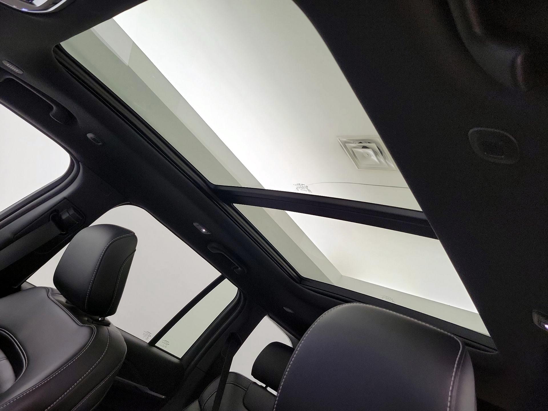 Thumbnail: 2024 Jeep Grand Cherokee - 20