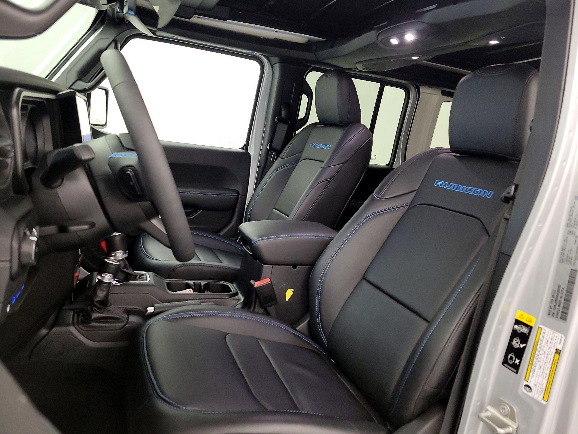 Thumbnail: 2024 Jeep Wrangler - 11