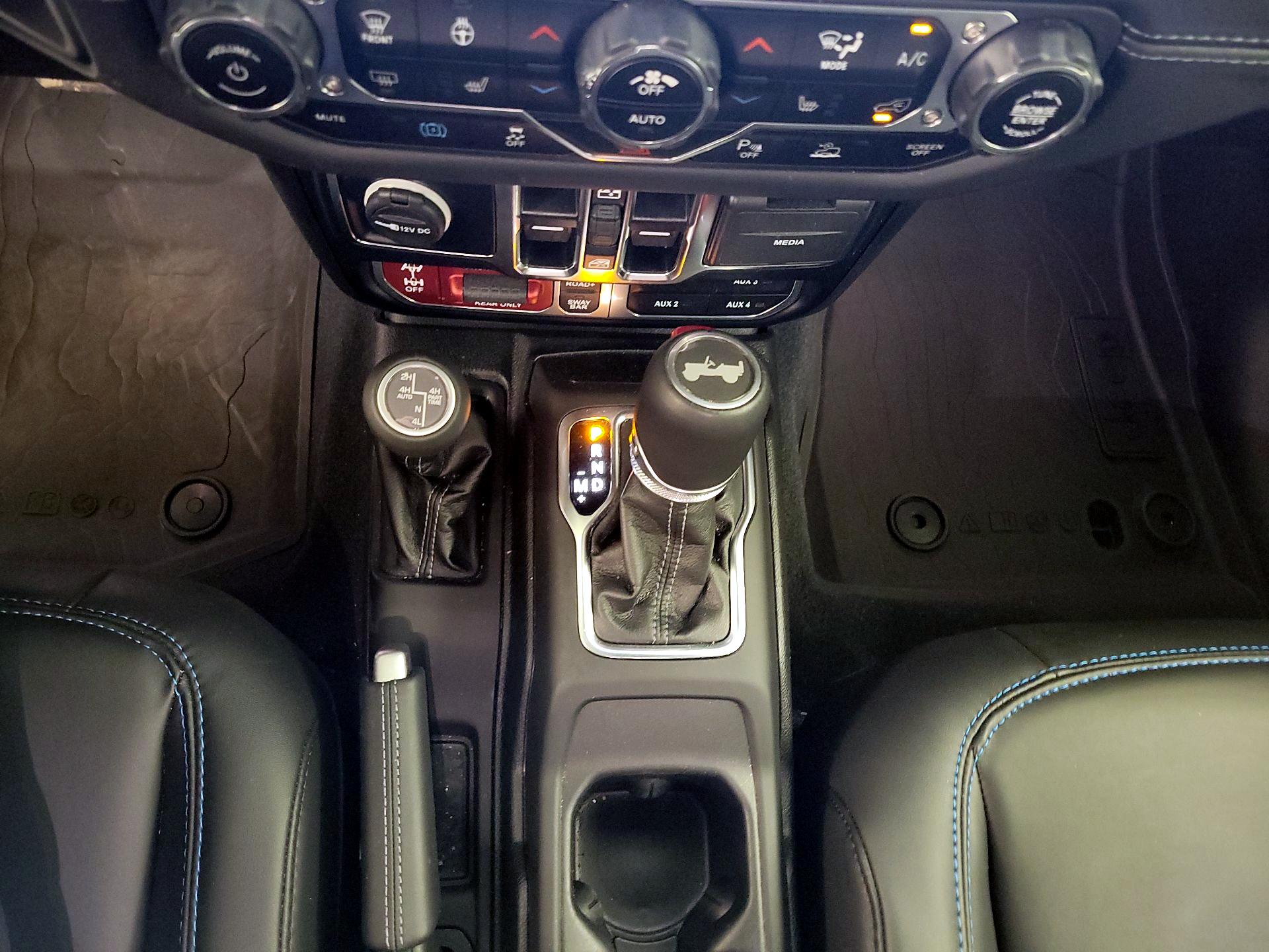 Thumbnail: 2024 Jeep Wrangler - 18