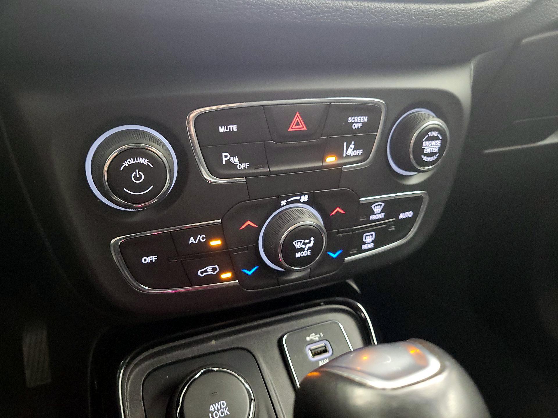 Thumbnail: 2021 Jeep Compass - 15