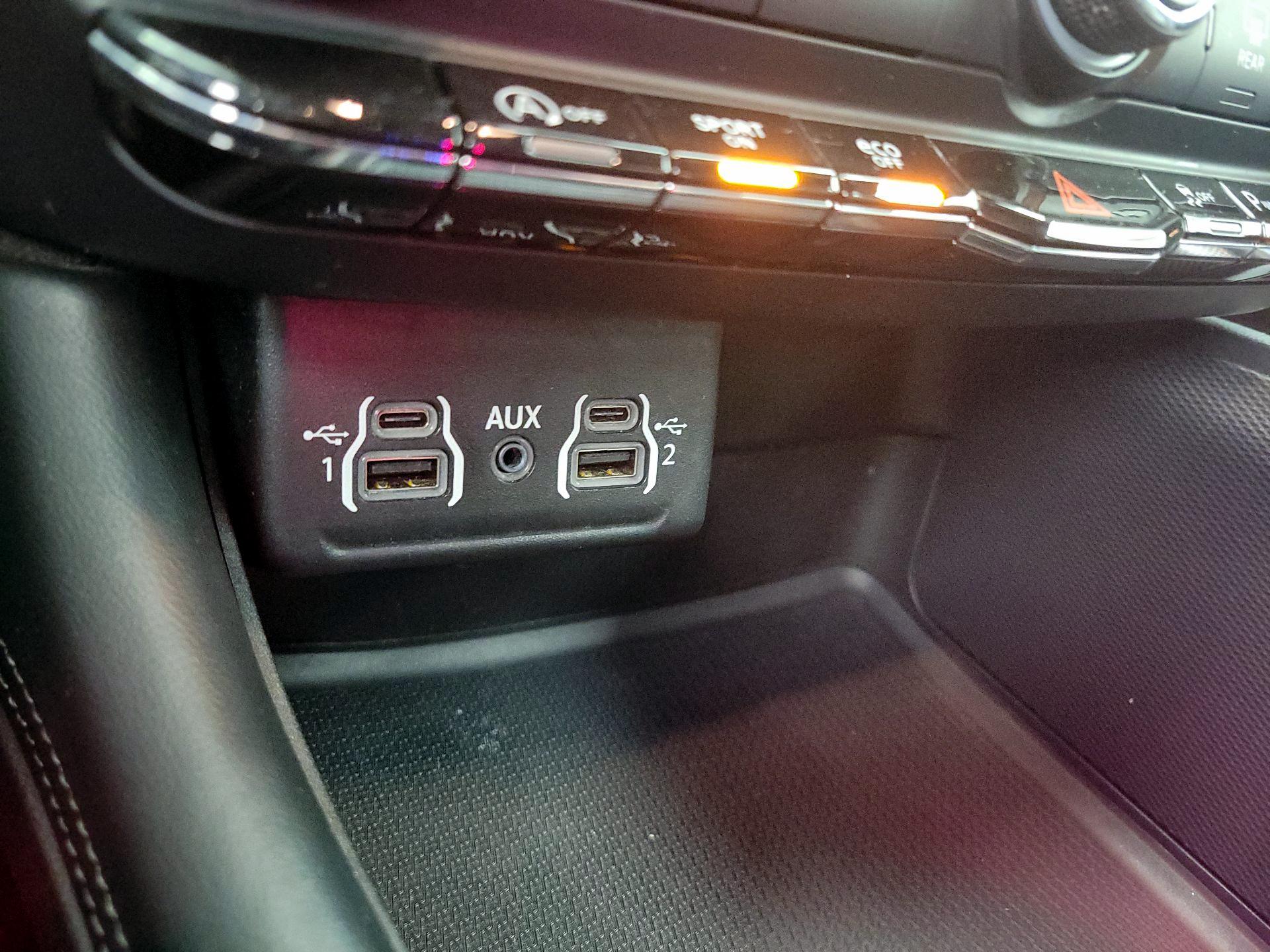 Thumbnail: 2022 Dodge Durango - 18