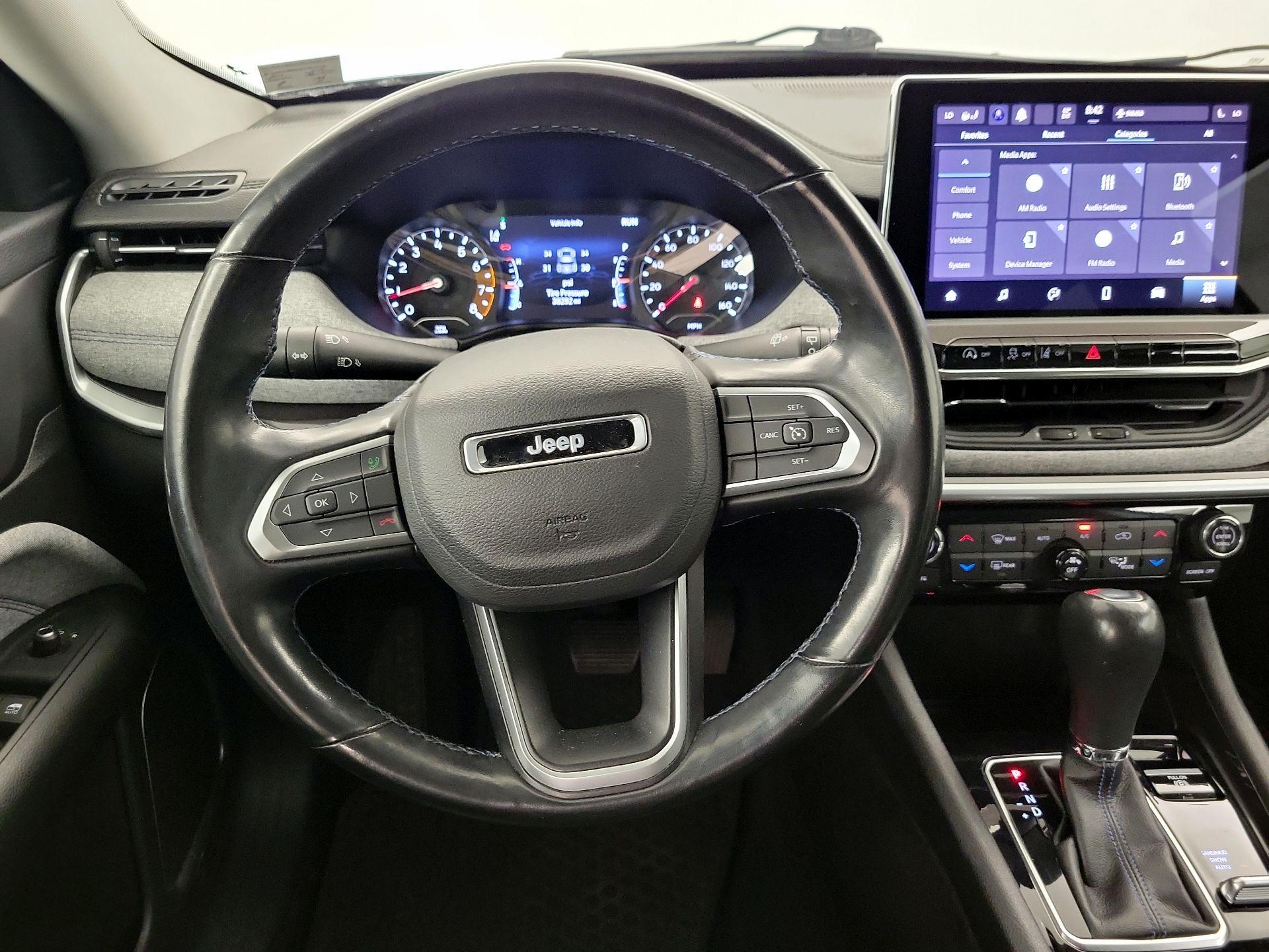 Thumbnail: 2022 Jeep Compass - 10