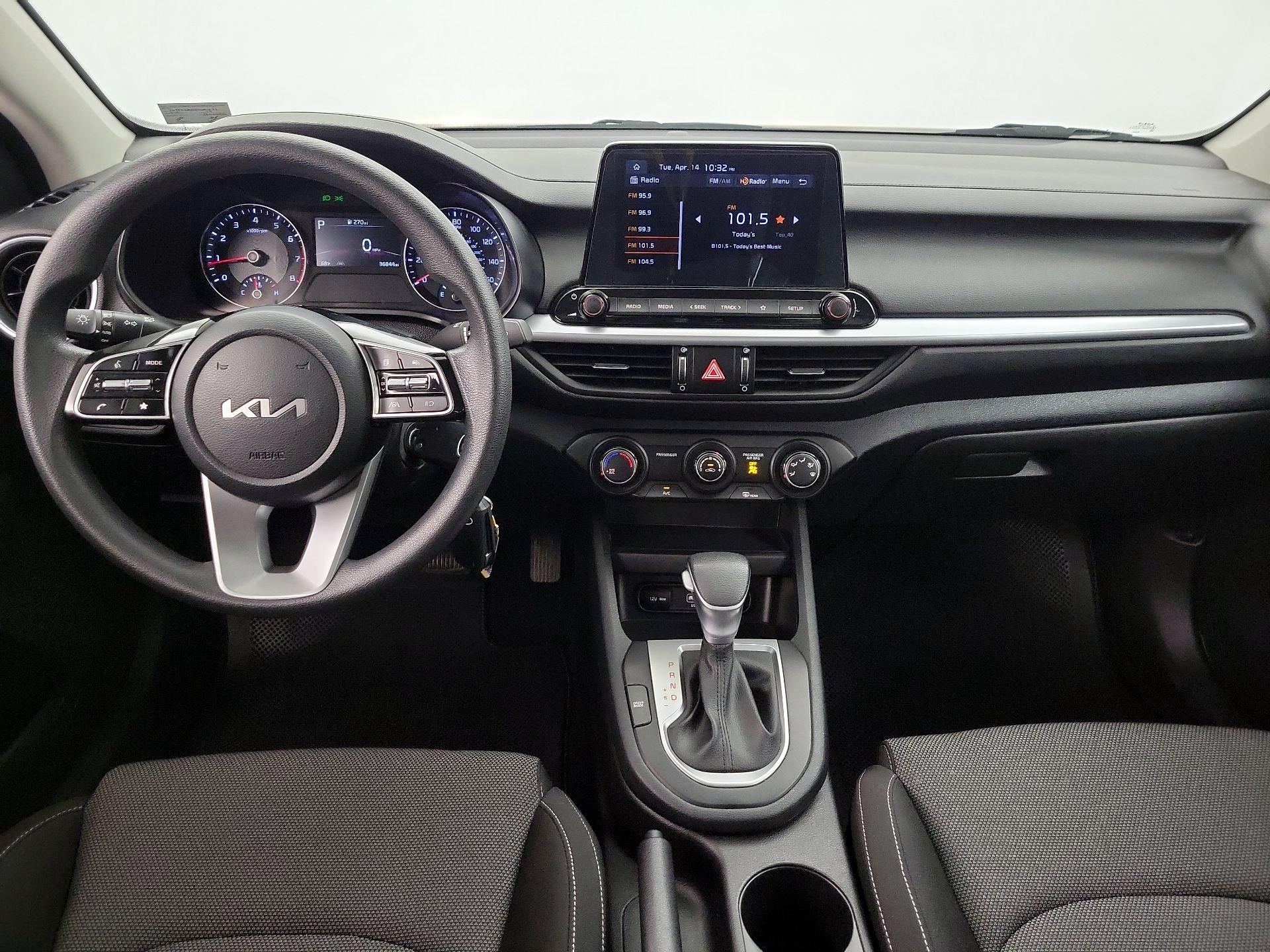 Thumbnail: 2023 Kia Forte - 9