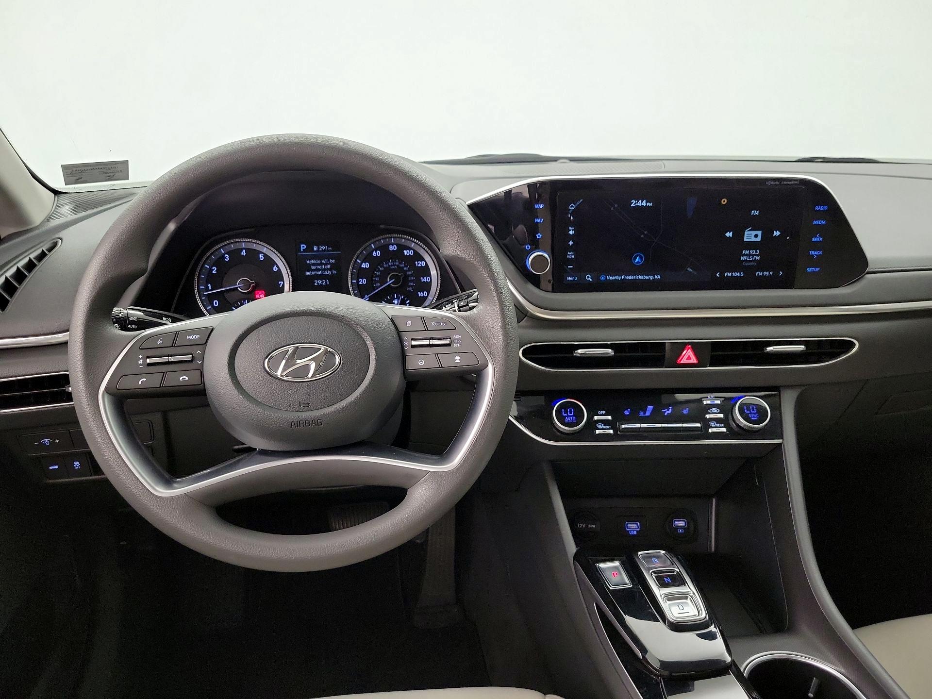 Thumbnail: 2023 Hyundai Sonata - 10