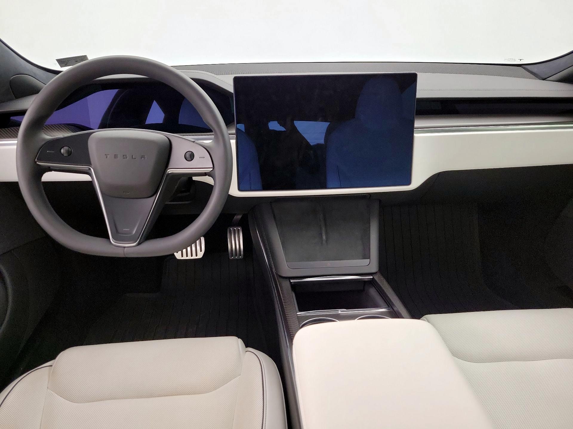 Thumbnail: 2022 Tesla Model S - 9