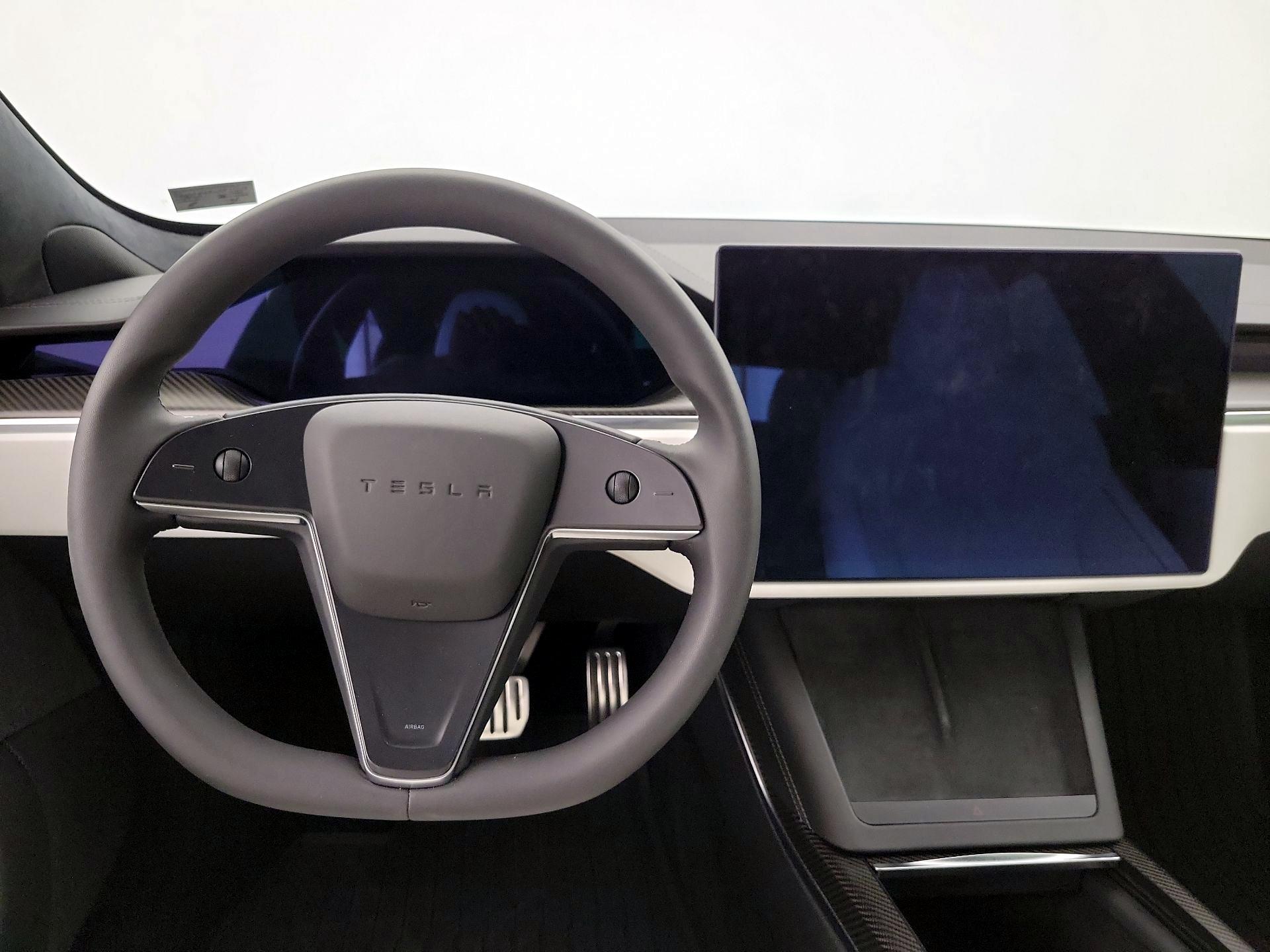 Thumbnail: 2022 Tesla Model S - 10