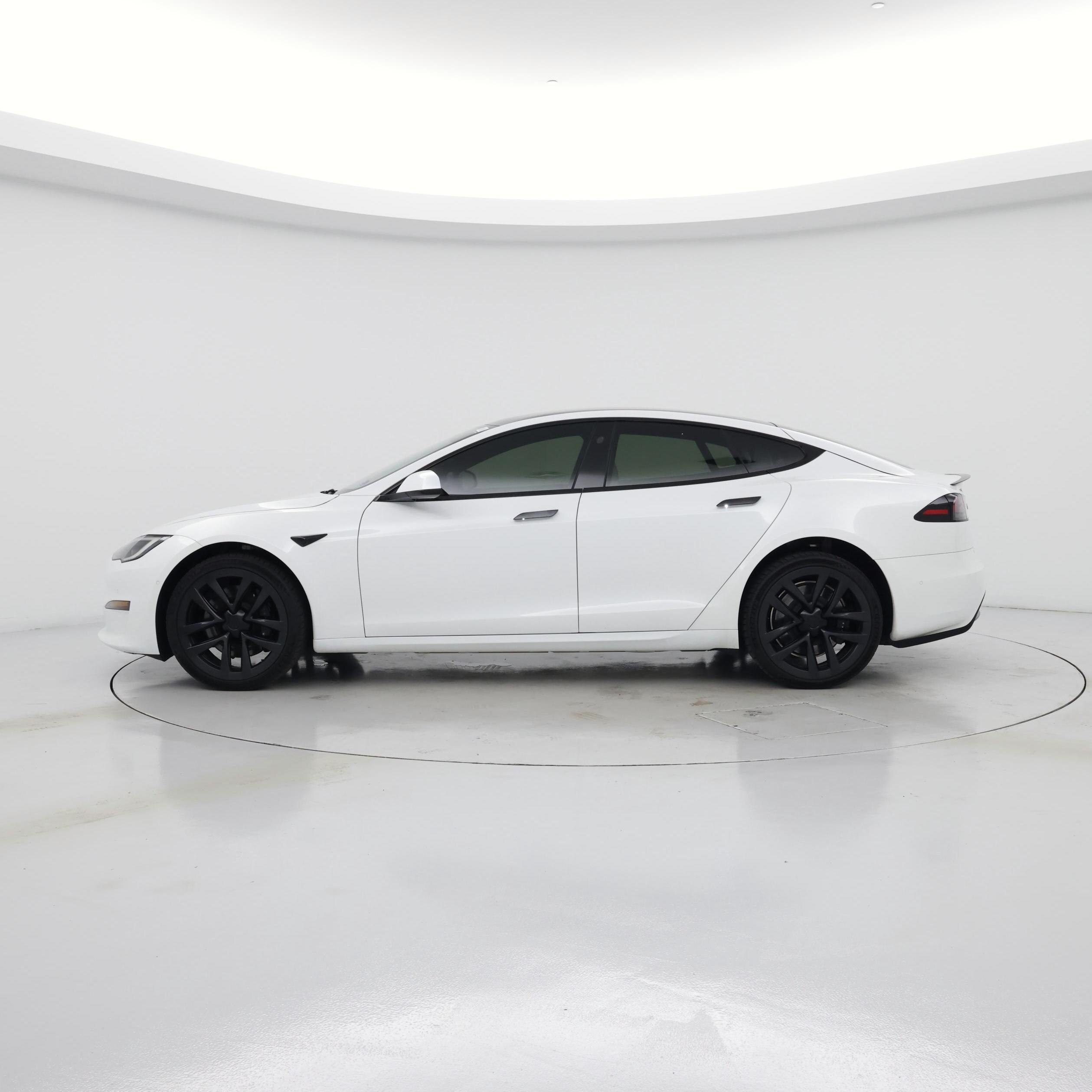 Thumbnail: 2022 Tesla Model S - 3