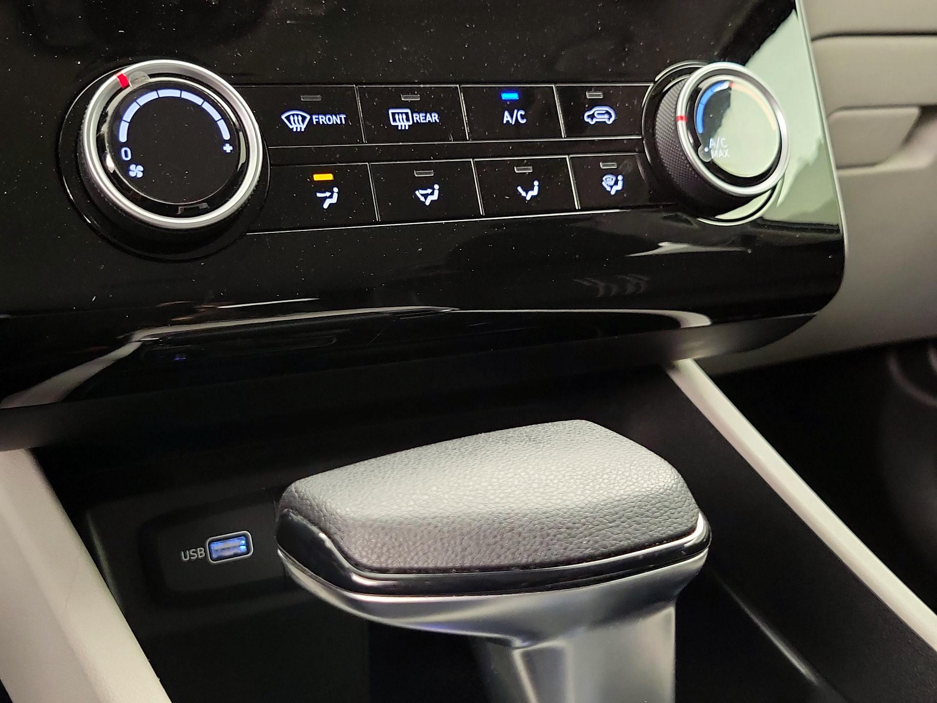 Thumbnail: 2023 Hyundai Tucson - 16