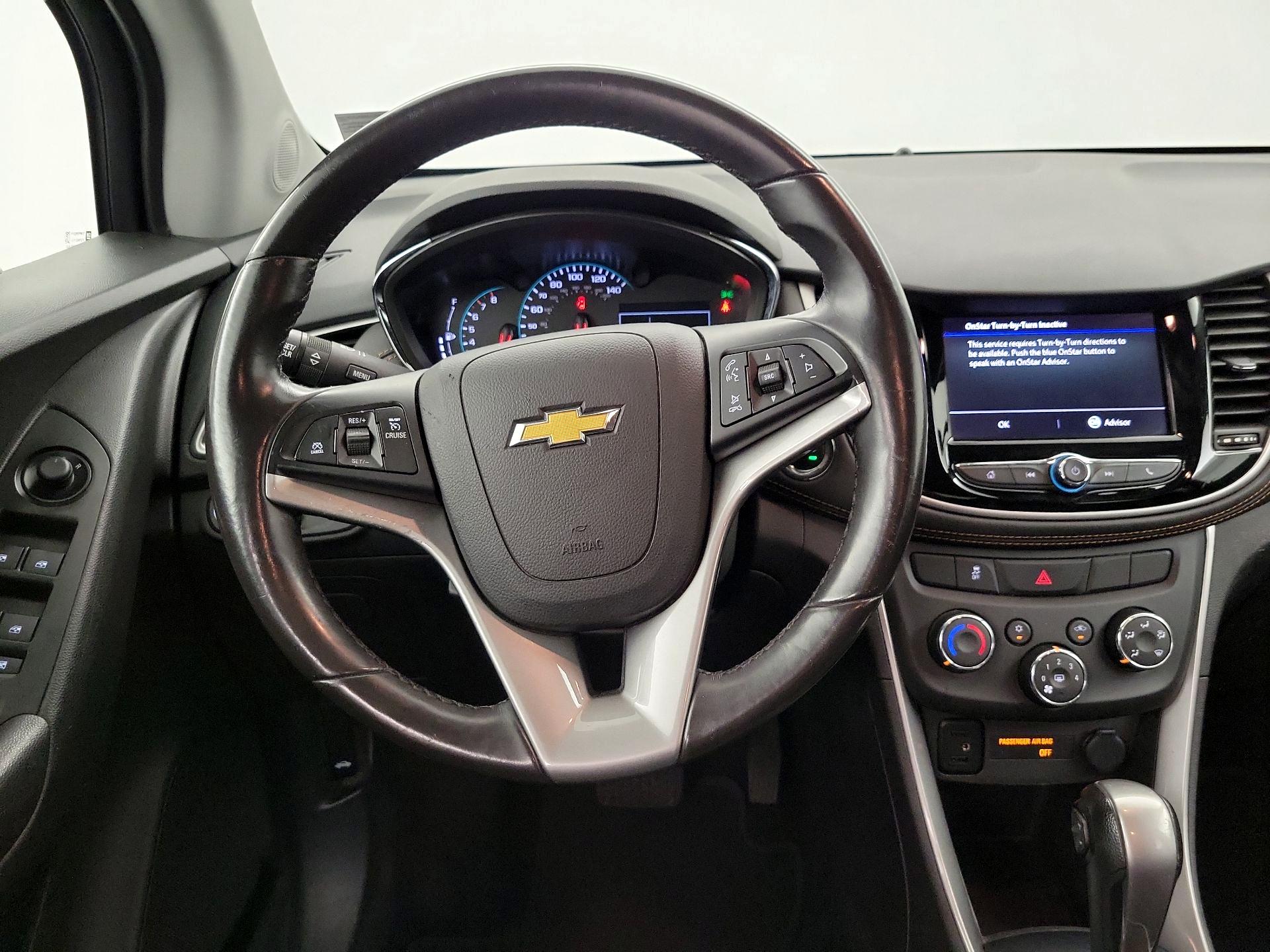 Thumbnail: 2022 Chevrolet Trax - 10