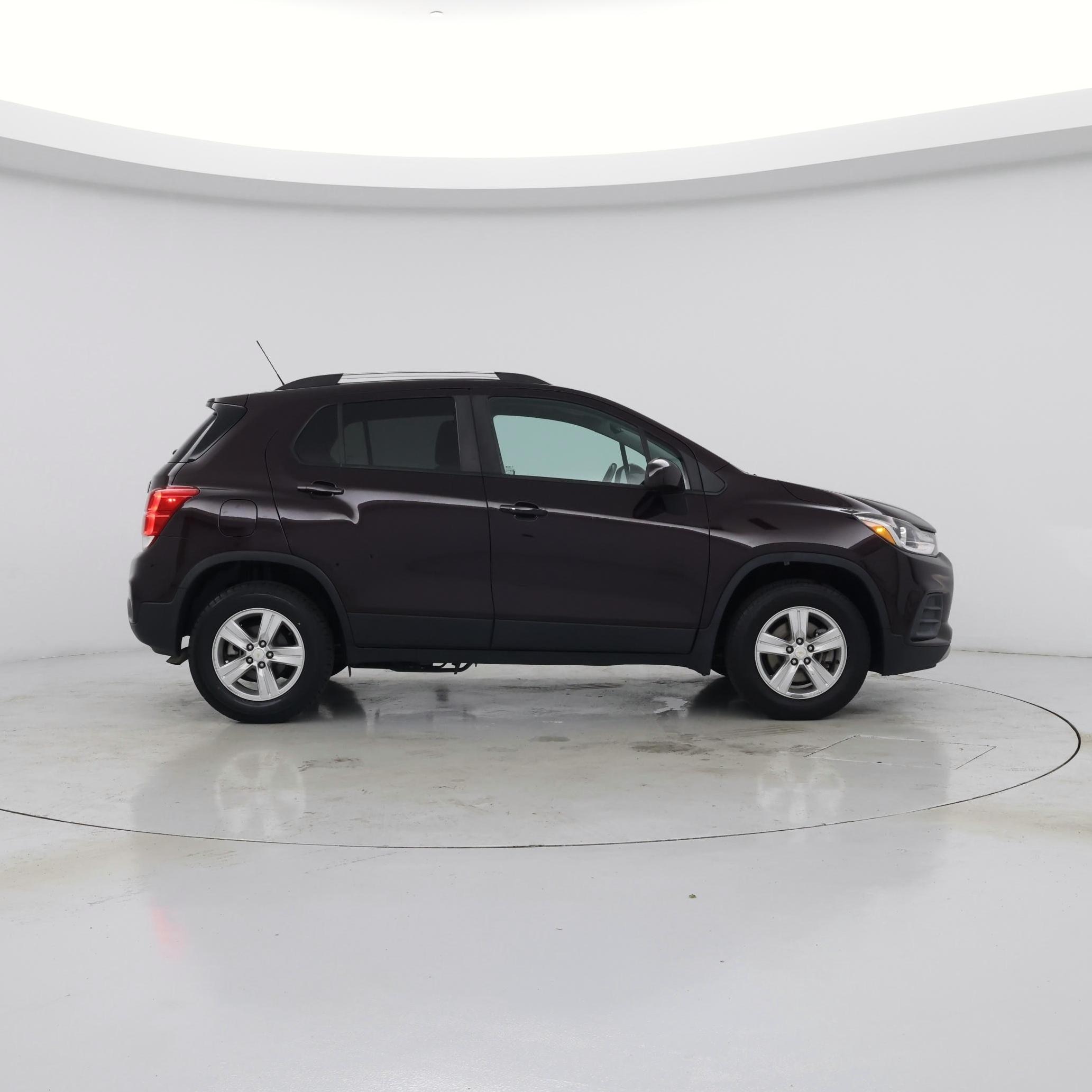 Thumbnail: 2022 Chevrolet Trax - 7
