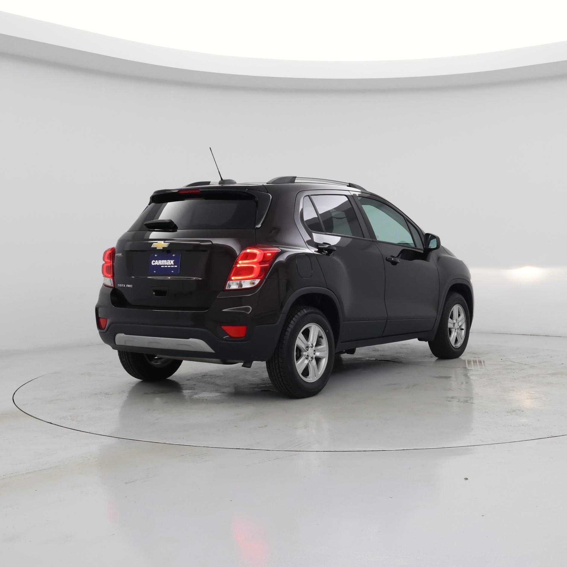 Thumbnail: 2022 Chevrolet Trax - 8