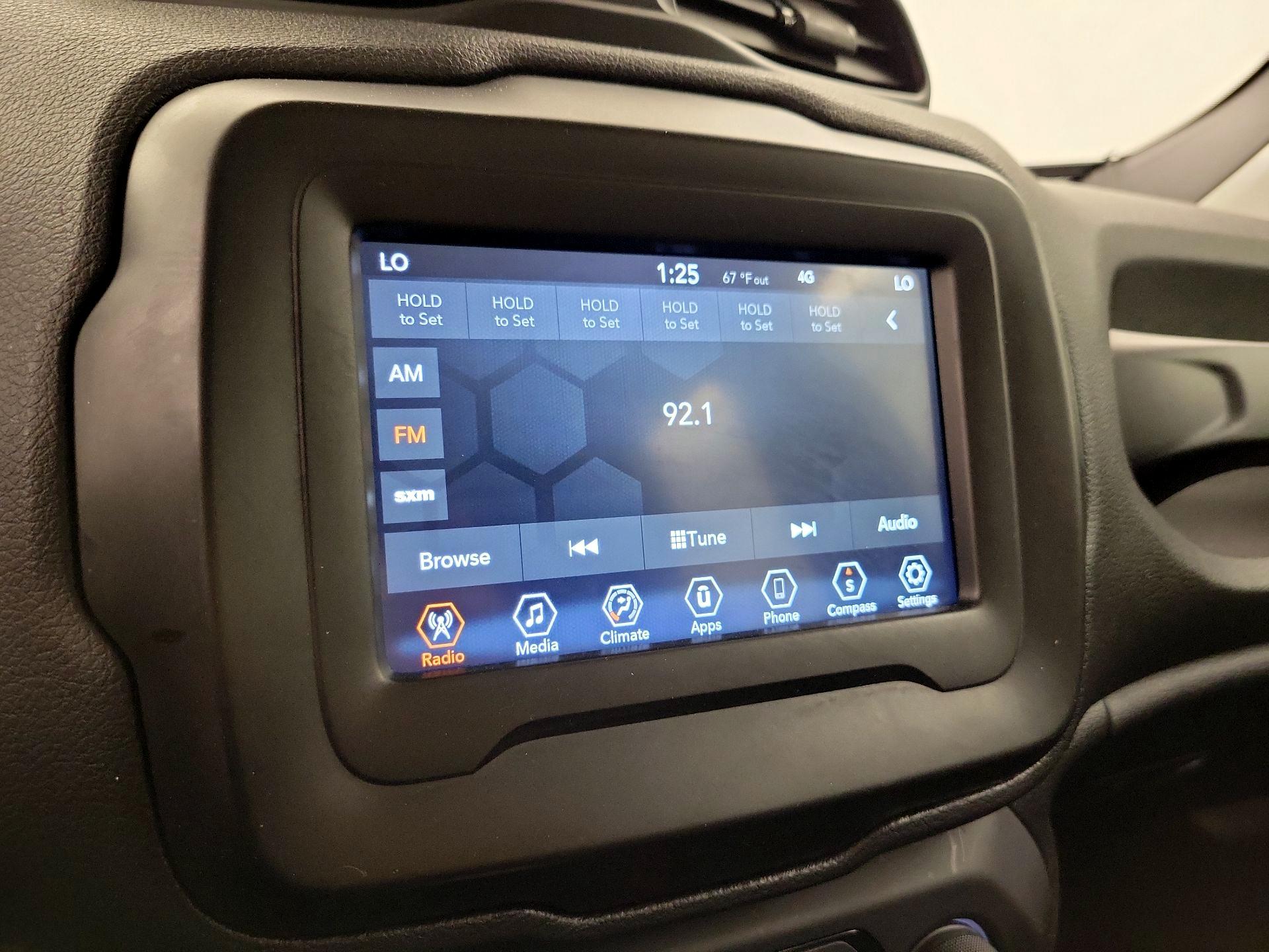 Thumbnail: 2021 Jeep Renegade - 15