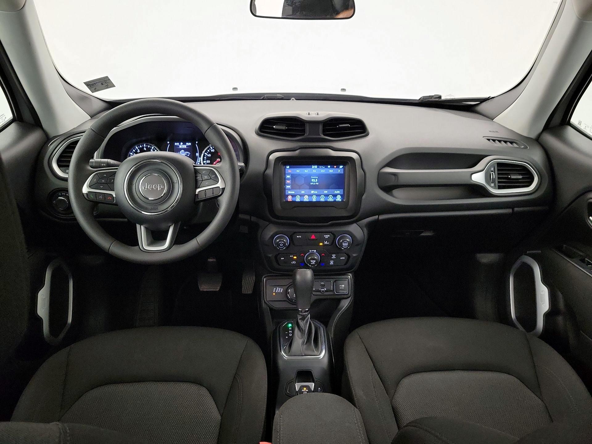 Thumbnail: 2021 Jeep Renegade - 9