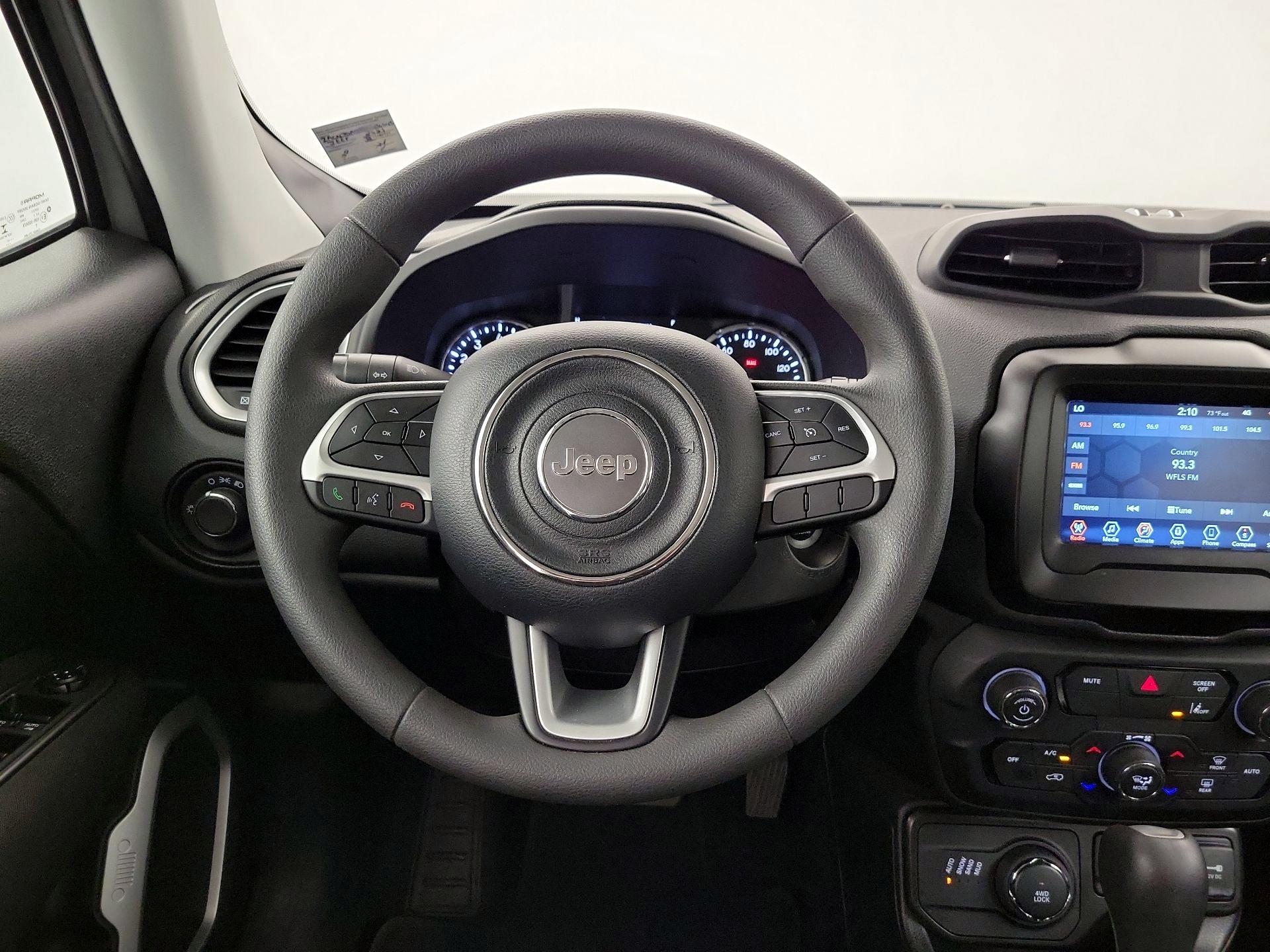 Thumbnail: 2021 Jeep Renegade - 10