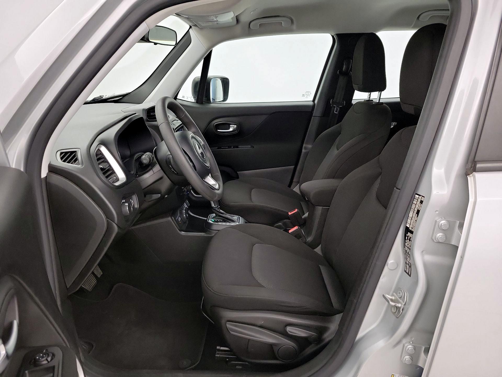 Thumbnail: 2021 Jeep Renegade - 11