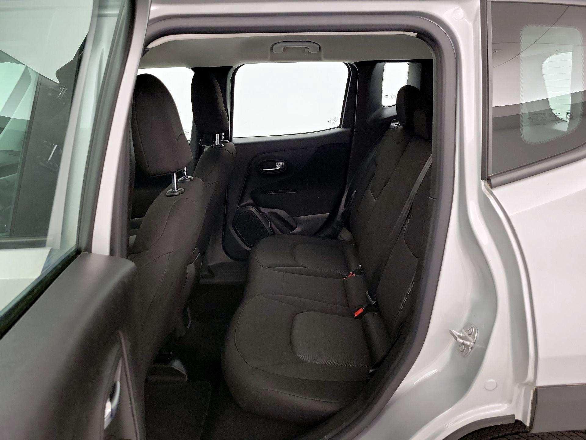 Thumbnail: 2021 Jeep Renegade - 19