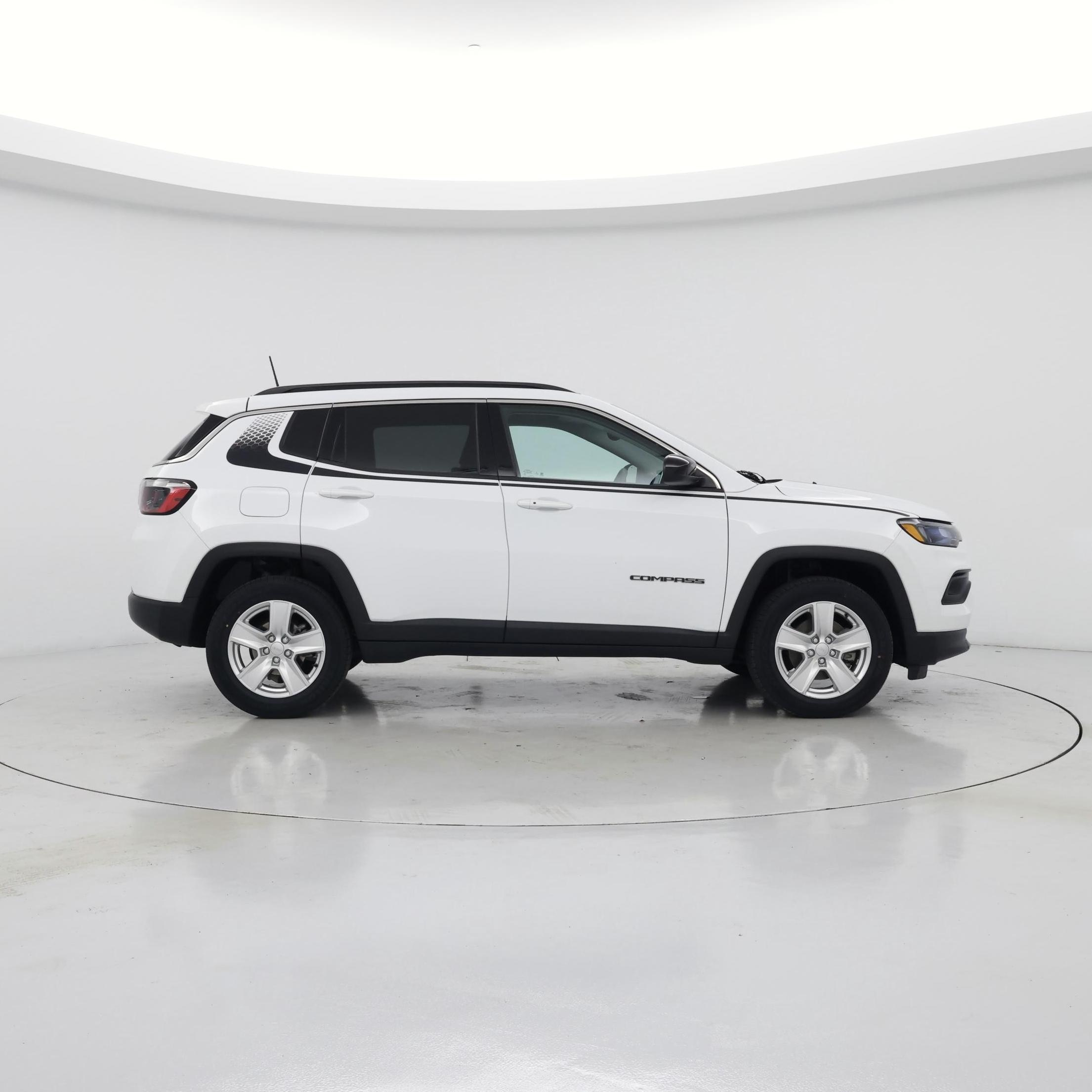 Thumbnail: 2022 Jeep Compass - 7