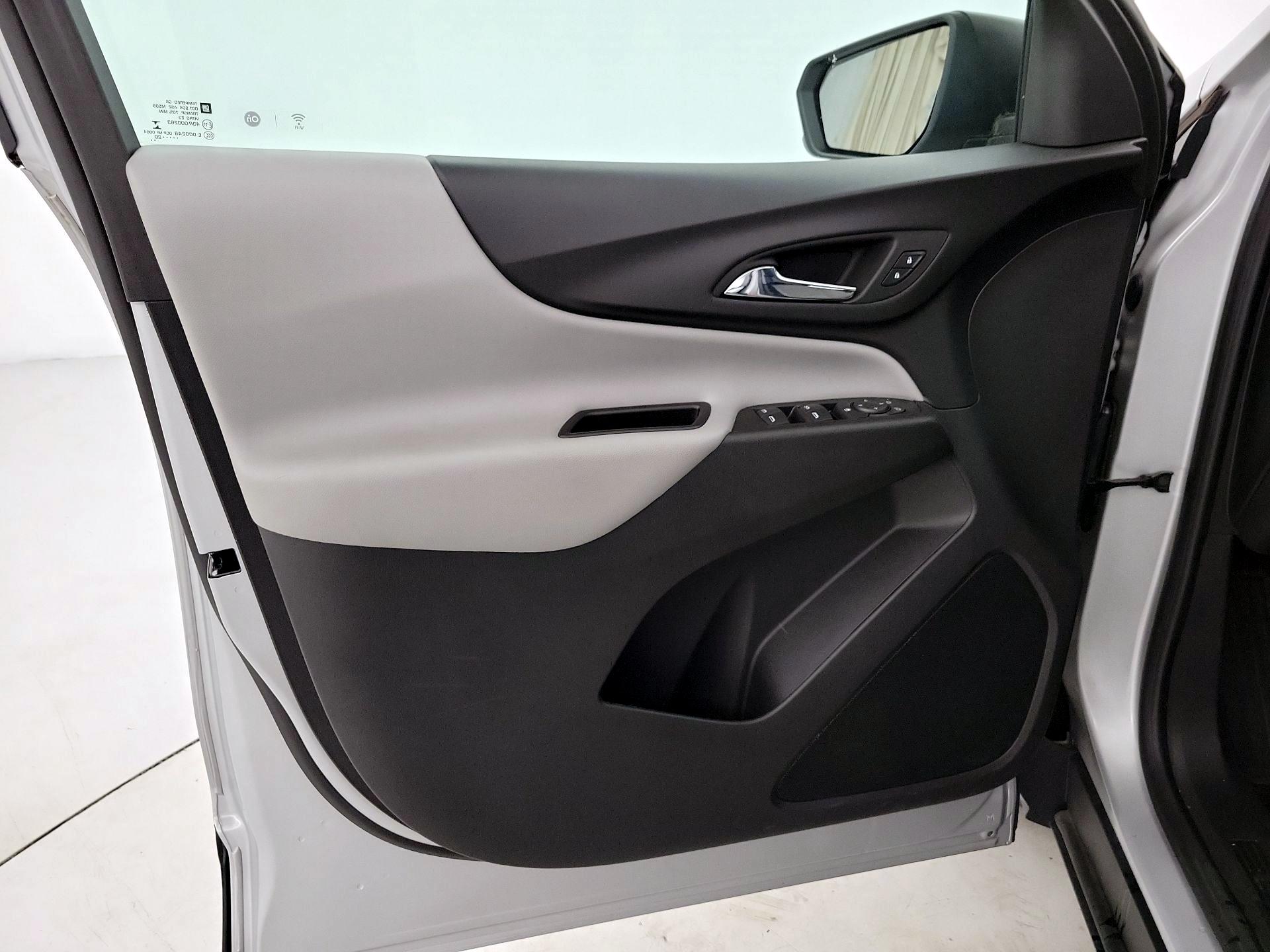 Thumbnail: 2020 Chevrolet Equinox - 12