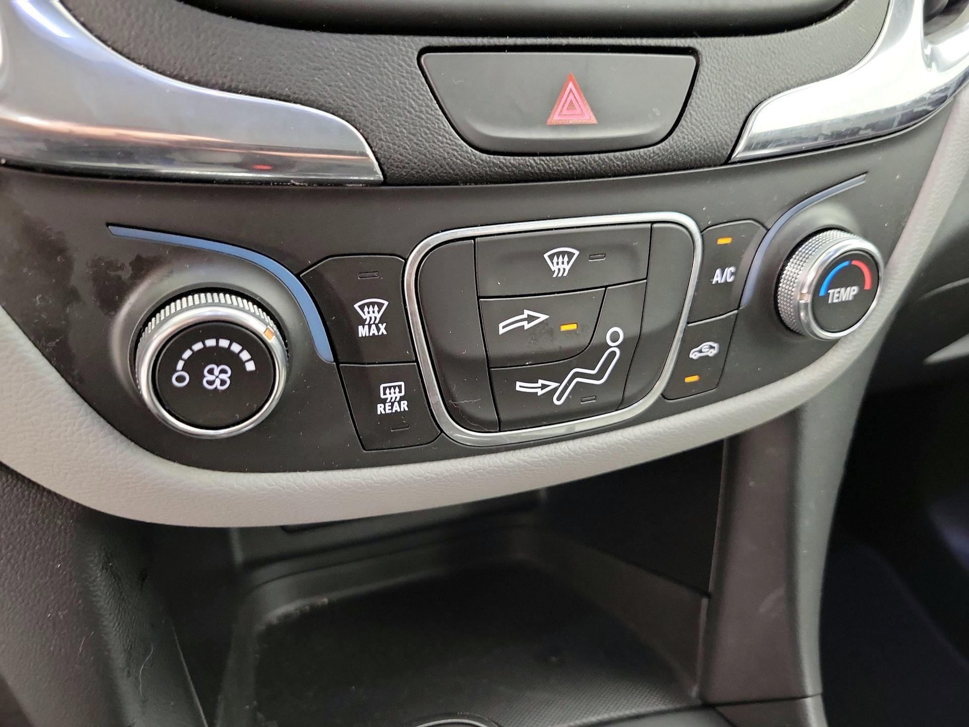Thumbnail: 2020 Chevrolet Equinox - 16