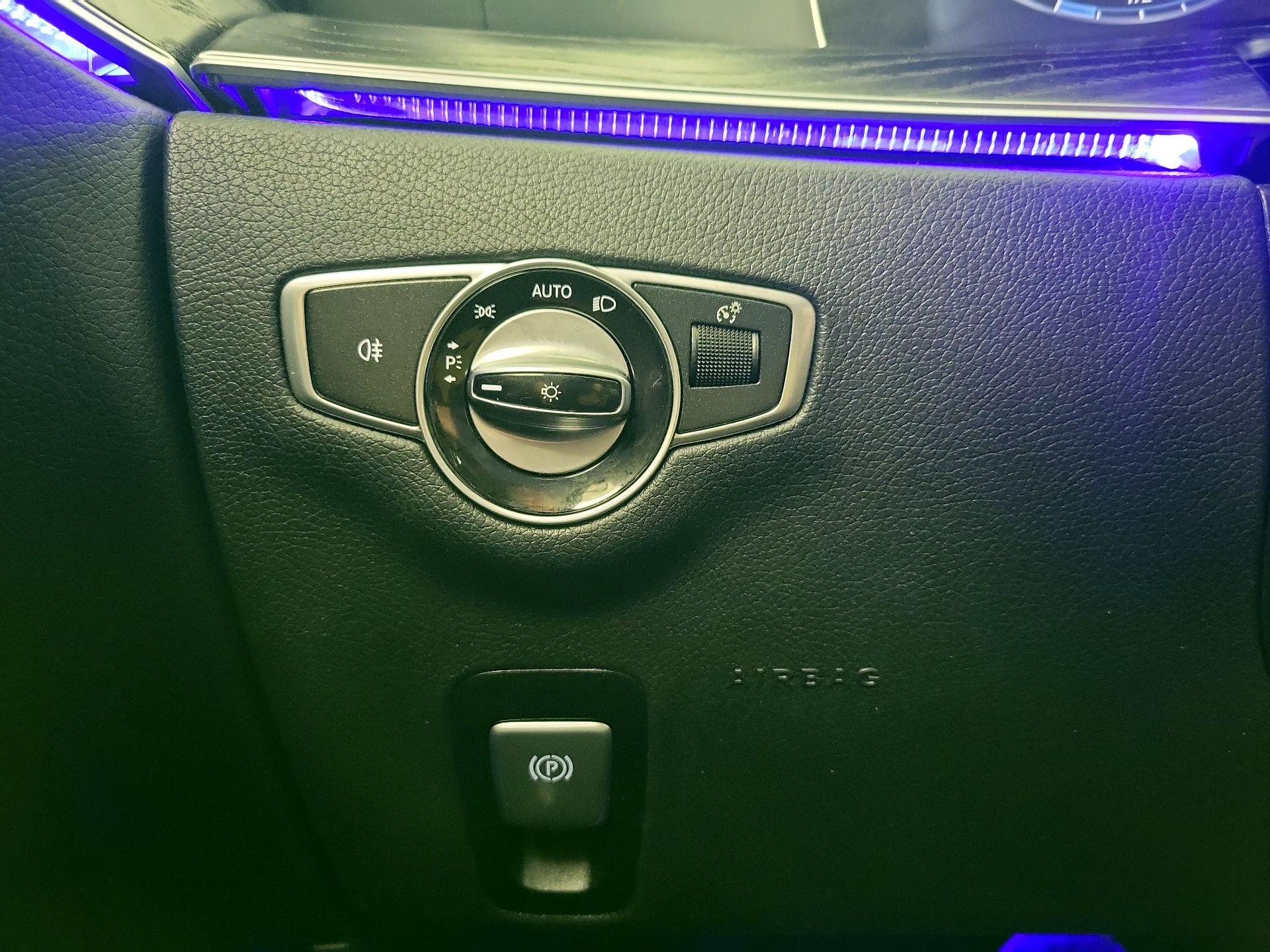 Thumbnail: 2018 Mercedes-Benz E-Class - 13