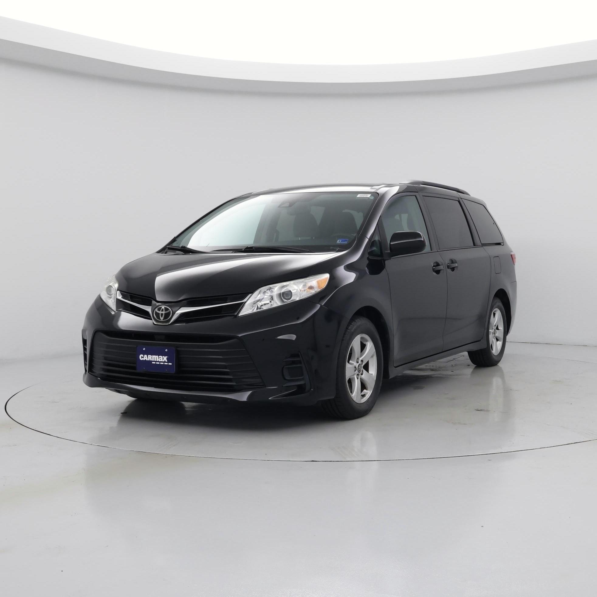 Thumbnail: 2018 Toyota Sienna - 4