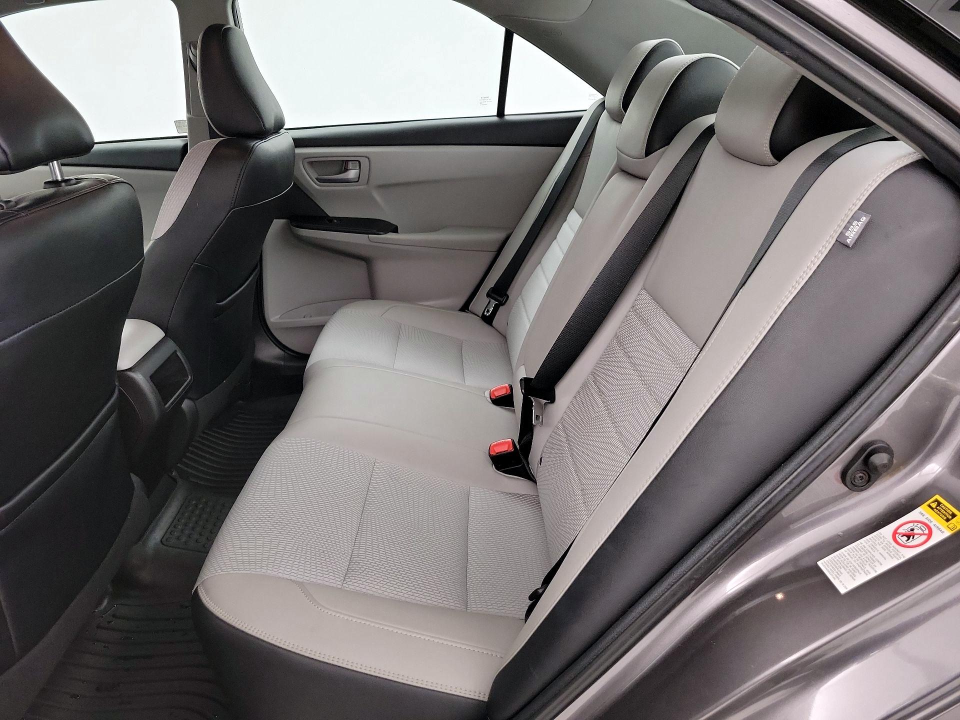 Thumbnail: 2017 Toyota Camry - 19