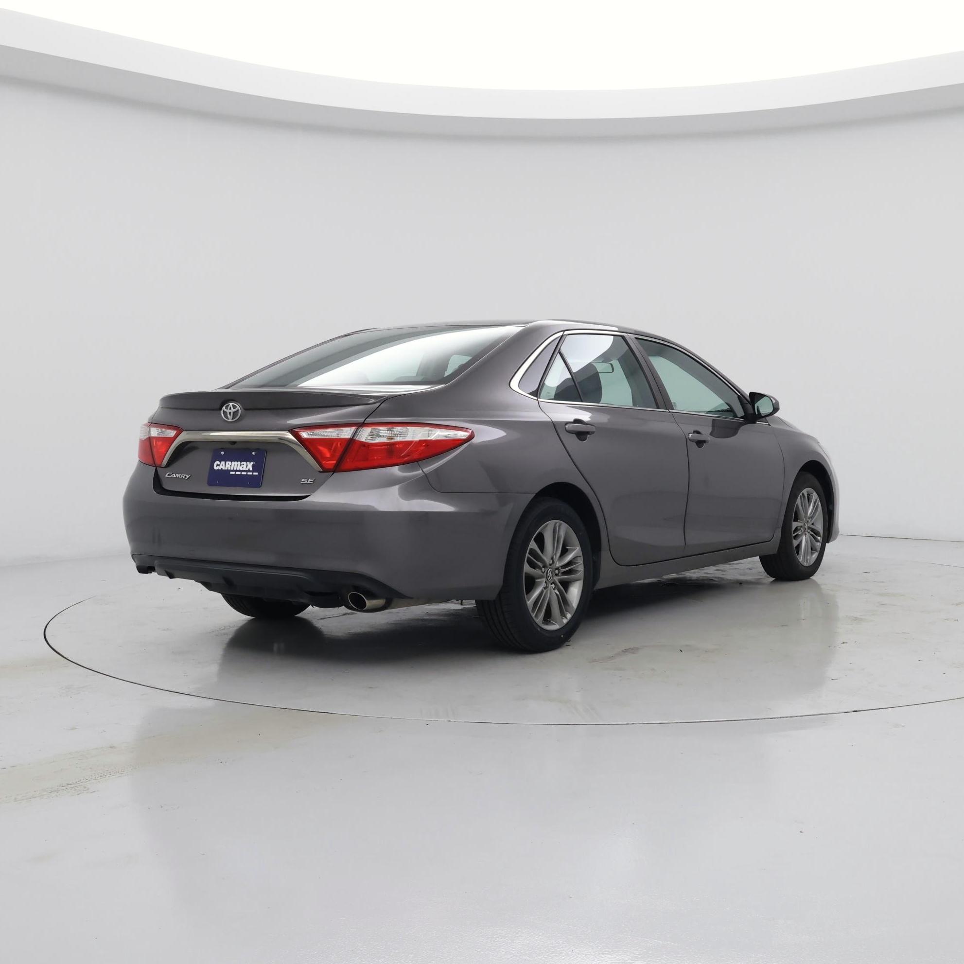 Thumbnail: 2017 Toyota Camry - 8