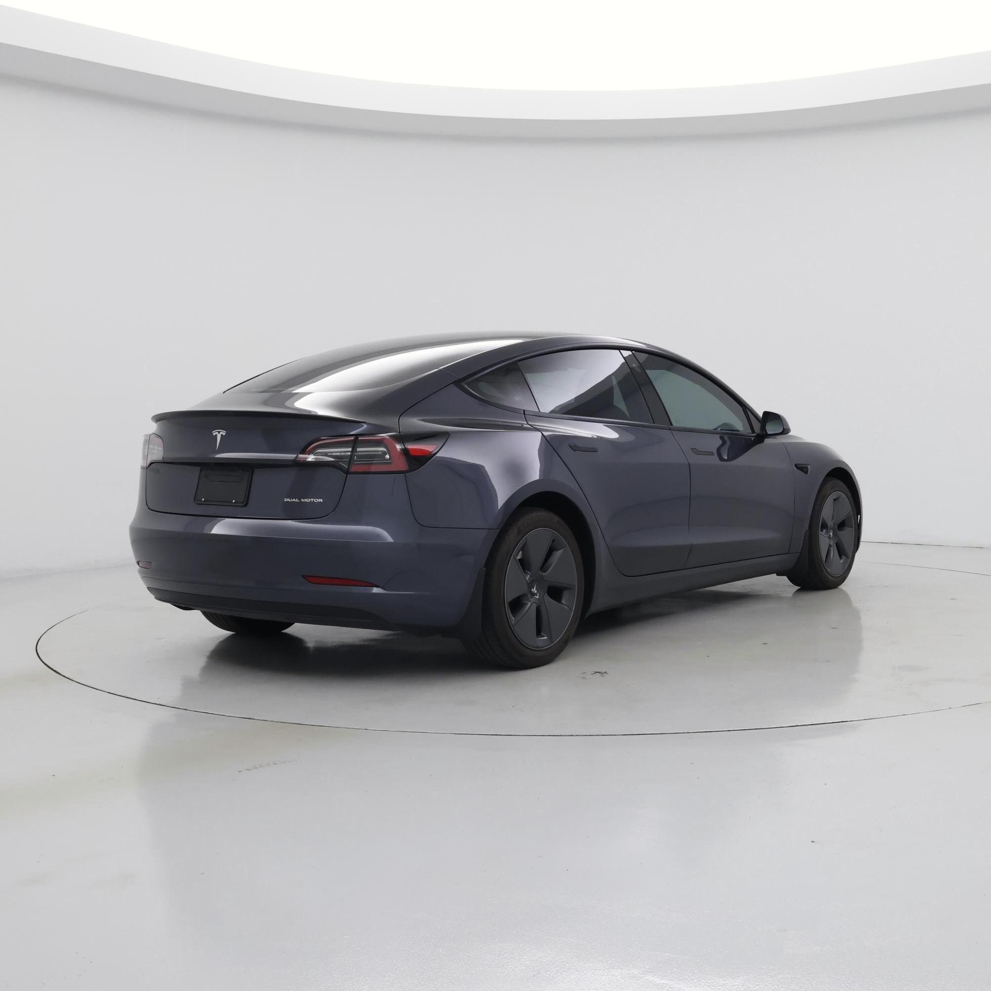 Thumbnail: 2023 Tesla Model 3 - 8