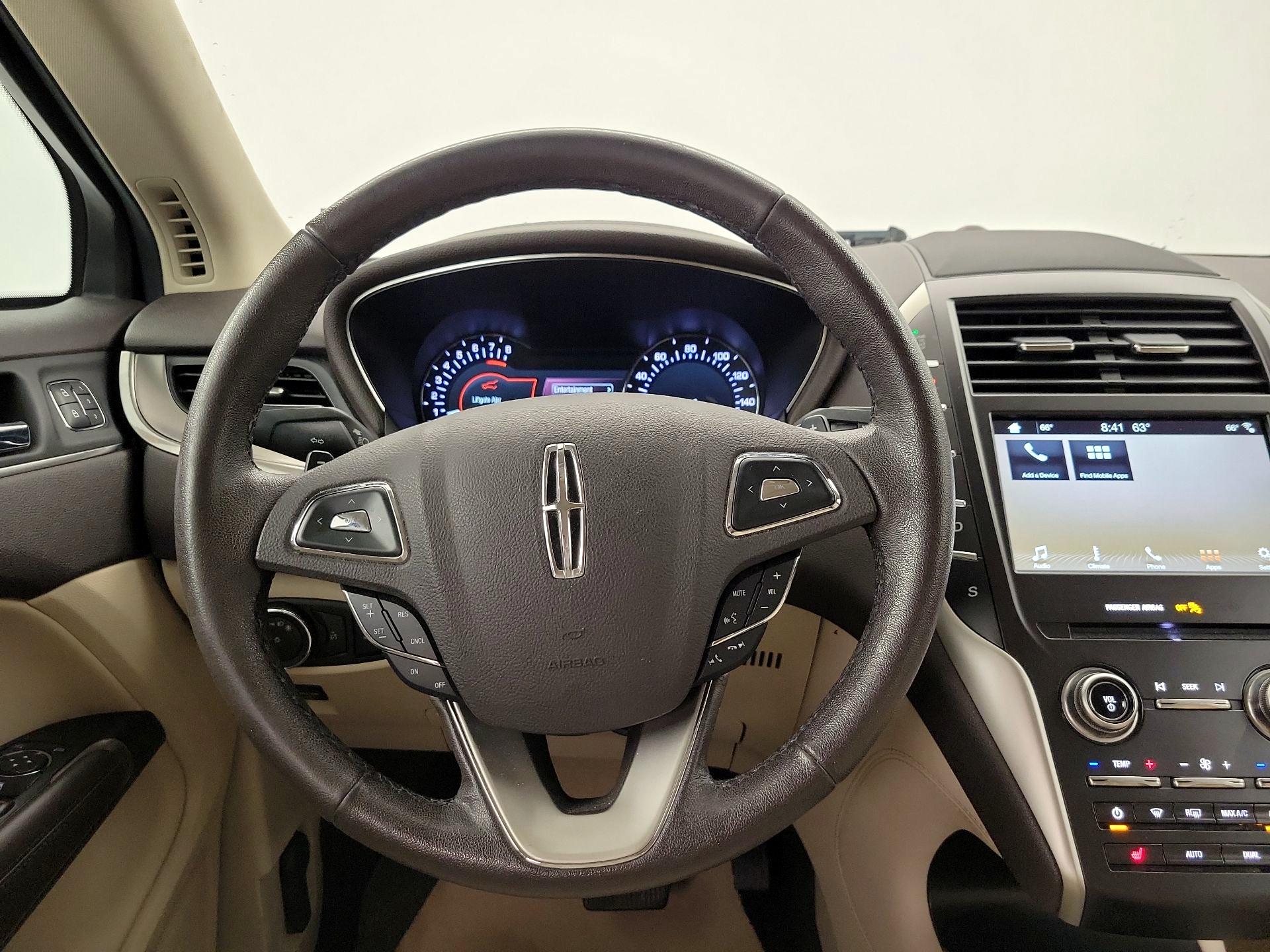 Thumbnail: 2019 Lincoln MKC - 10