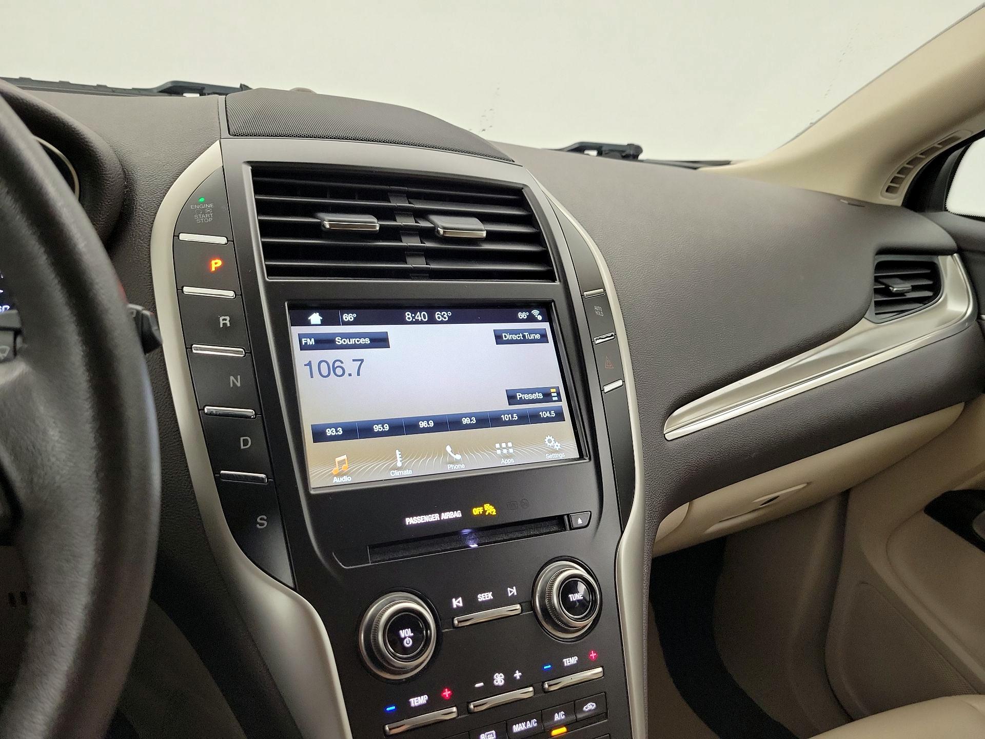 Thumbnail: 2019 Lincoln MKC - 15