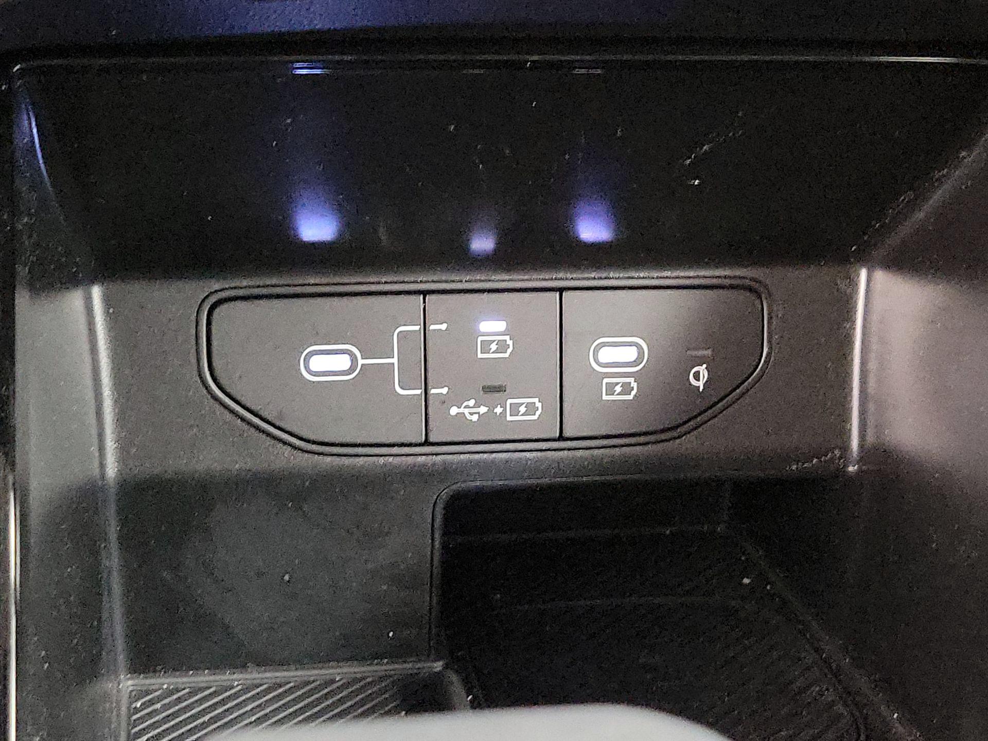 Thumbnail: 2025 Kia Sorento - 19