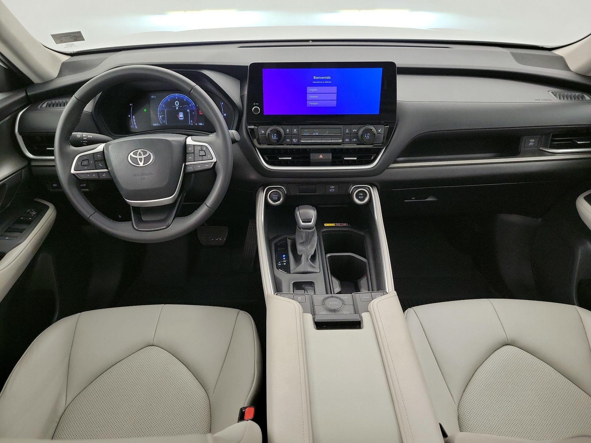 Thumbnail: 2025 Toyota Grand Highlander - 9