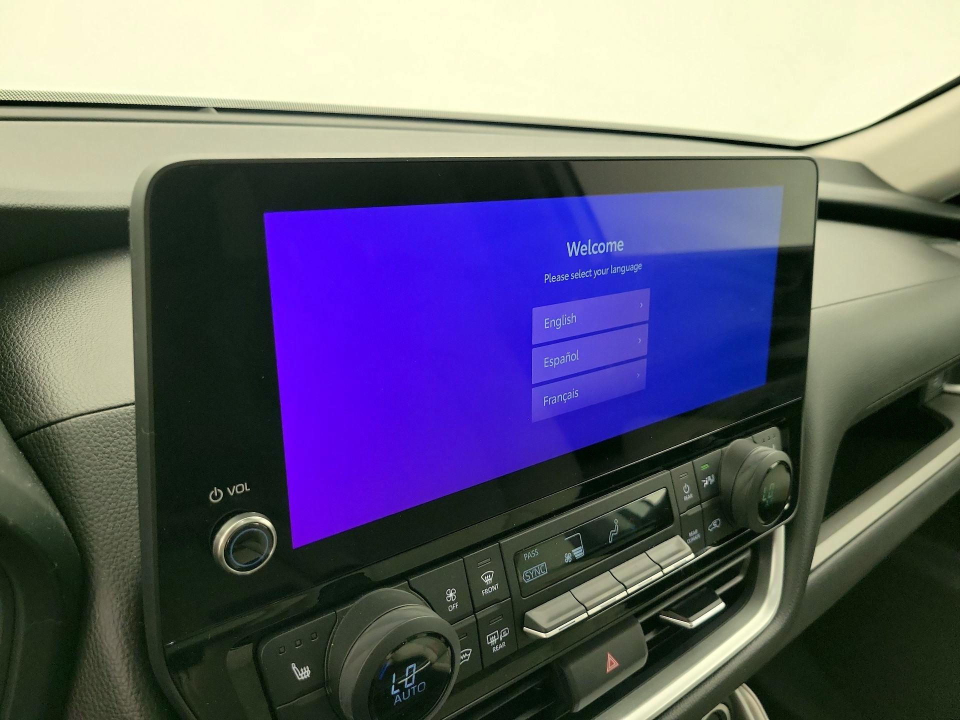 Thumbnail: 2025 Toyota Grand Highlander - 15