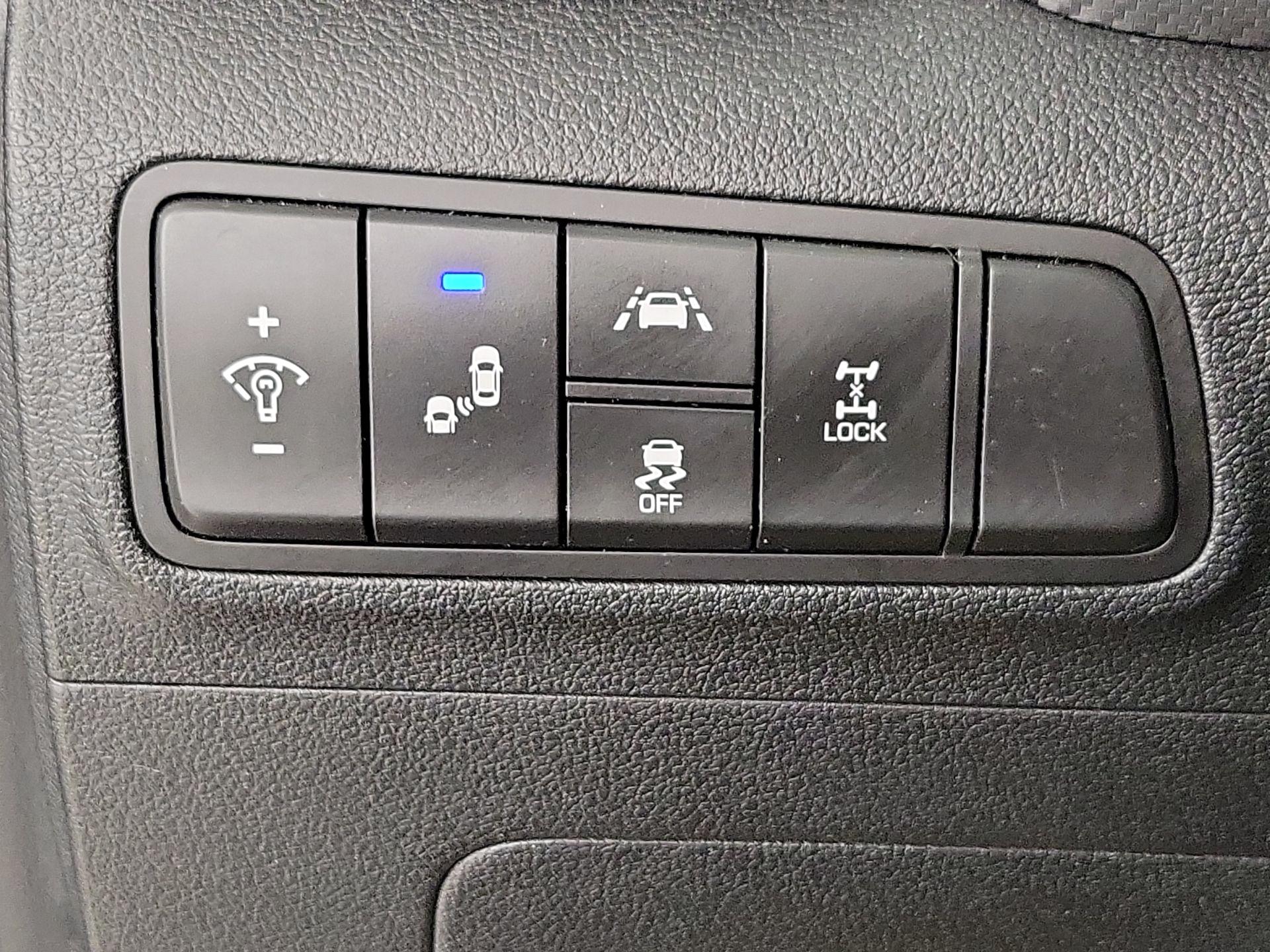 Thumbnail: 2019 Hyundai Tucson - 13