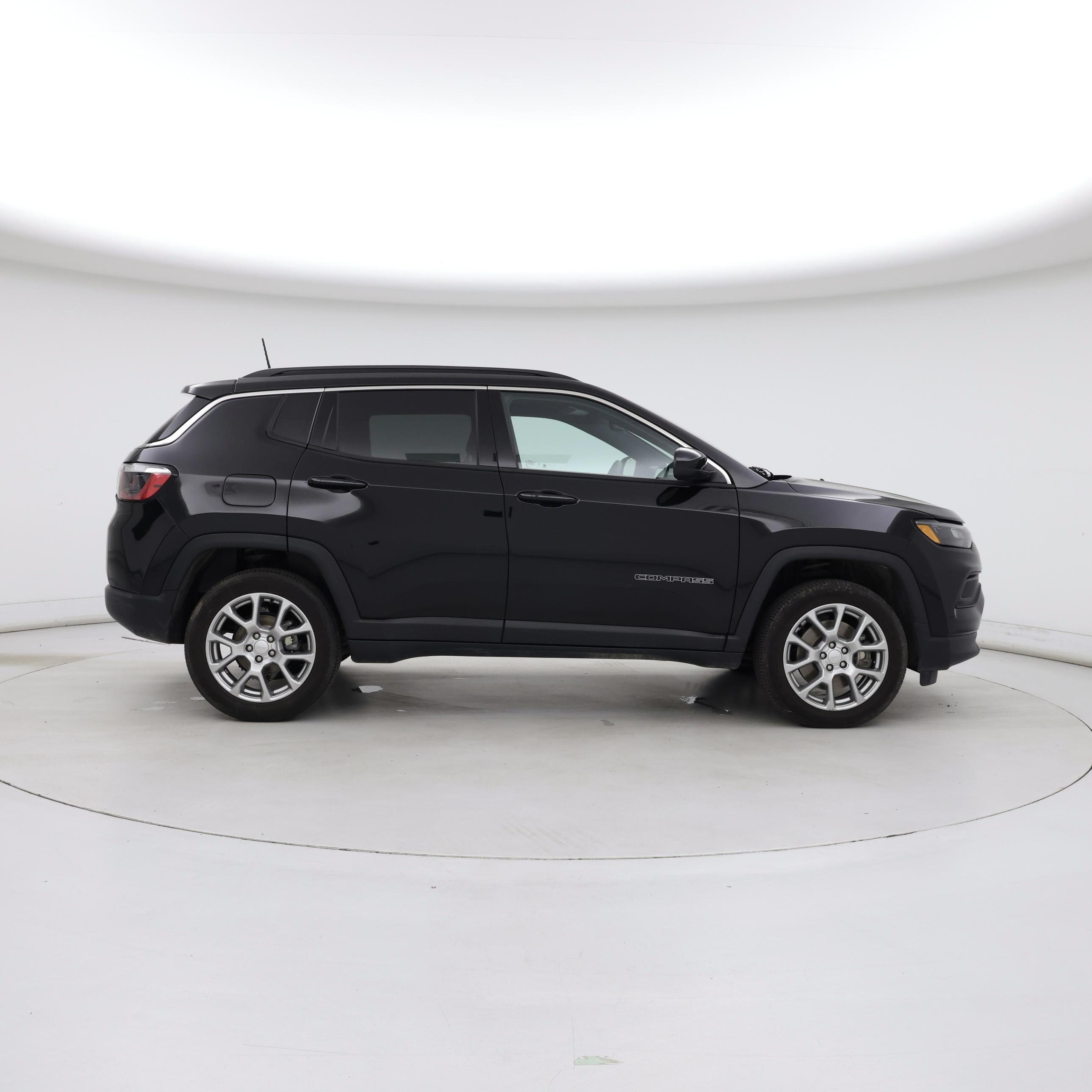 Thumbnail: 2023 Jeep Compass - 7