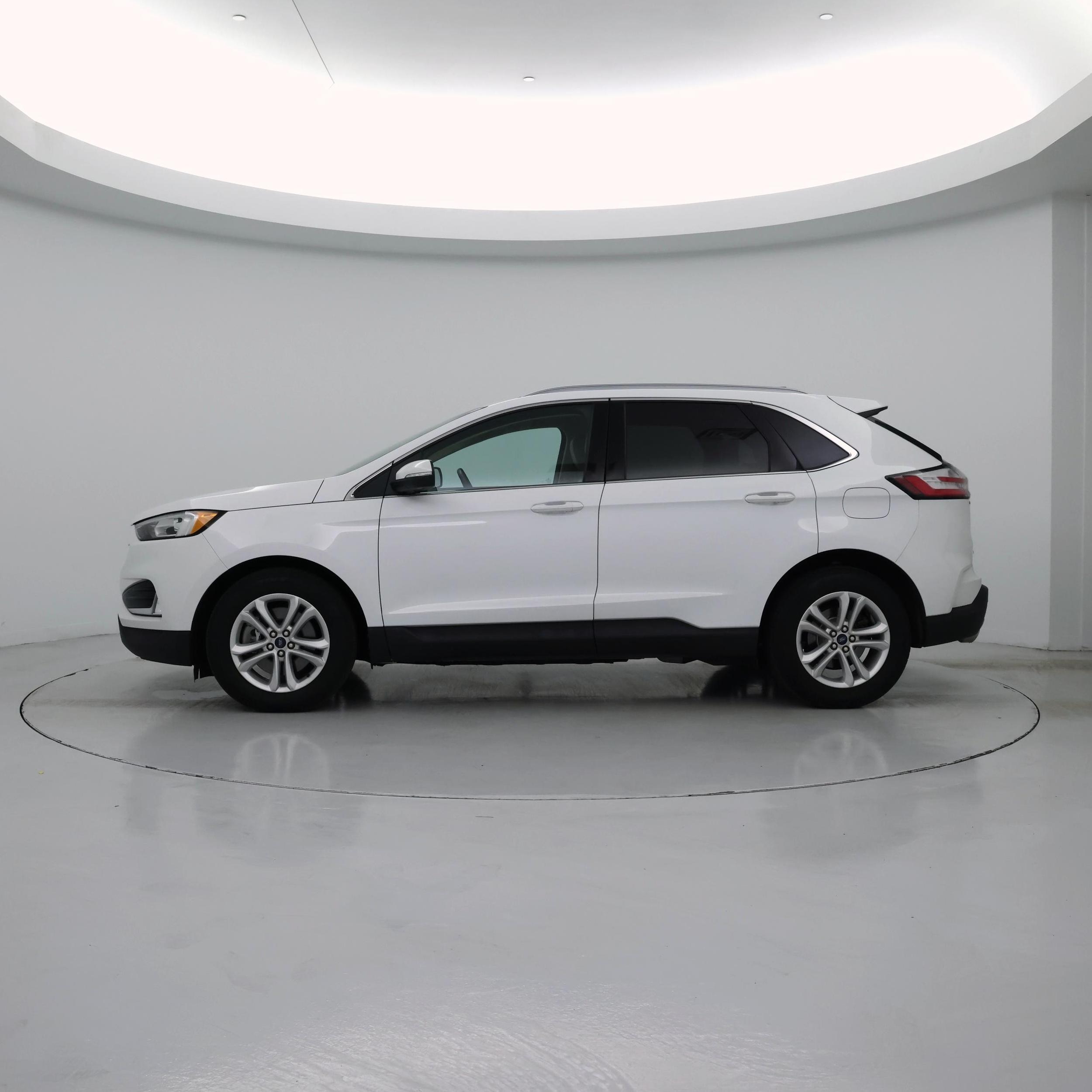 Thumbnail: 2020 Ford Edge - 3