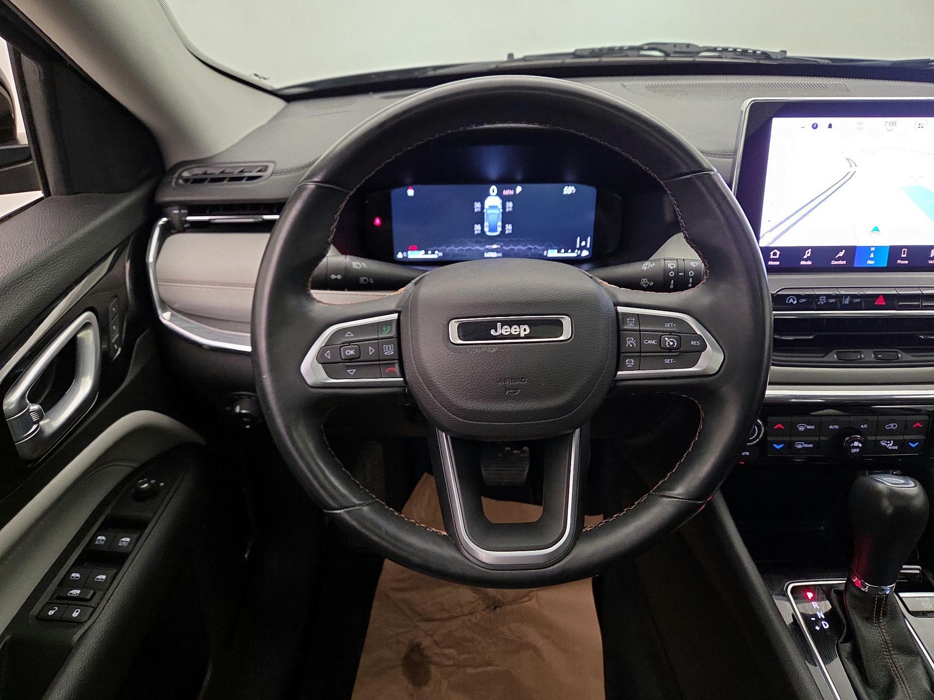 Thumbnail: 2022 Jeep Compass - 10