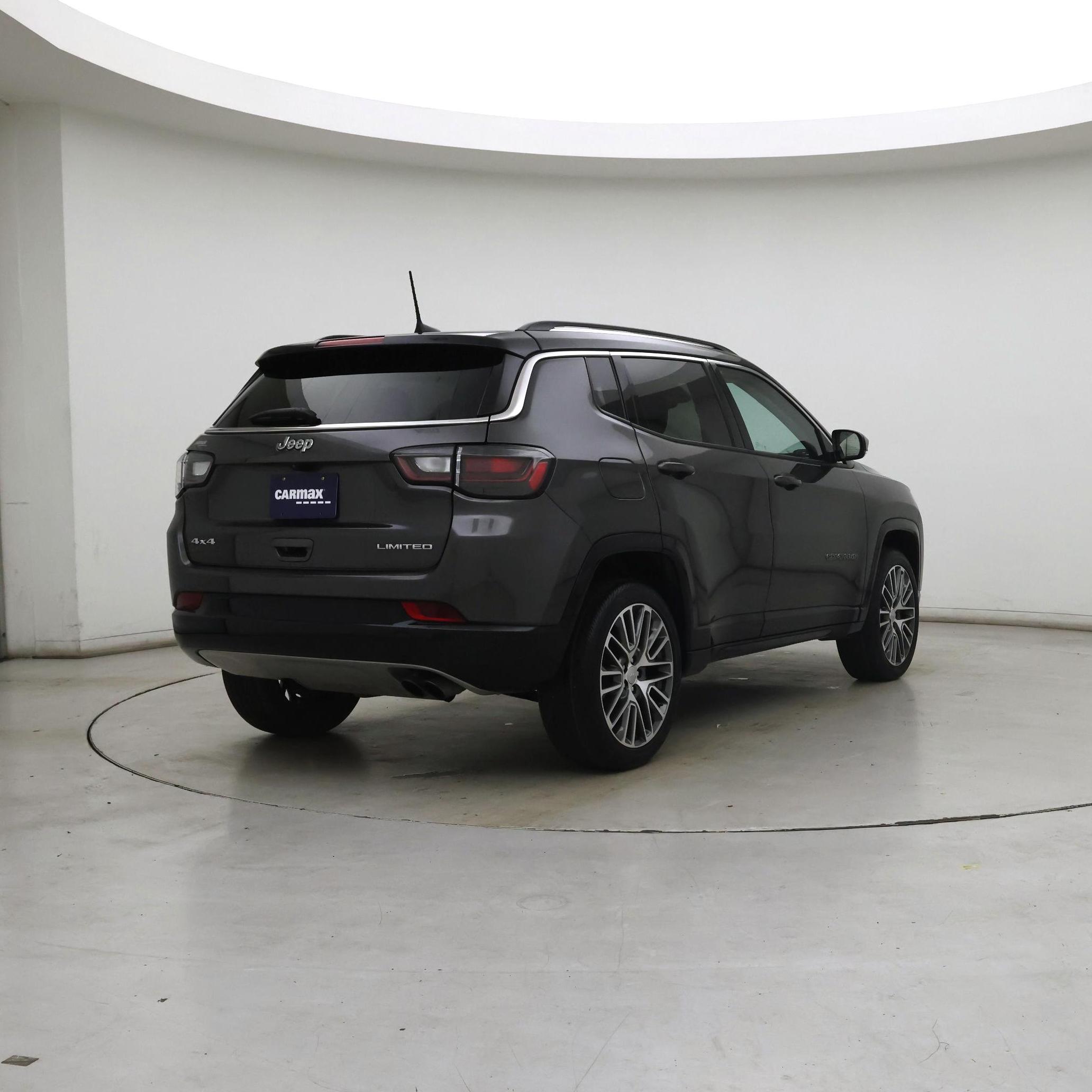 Thumbnail: 2022 Jeep Compass - 8