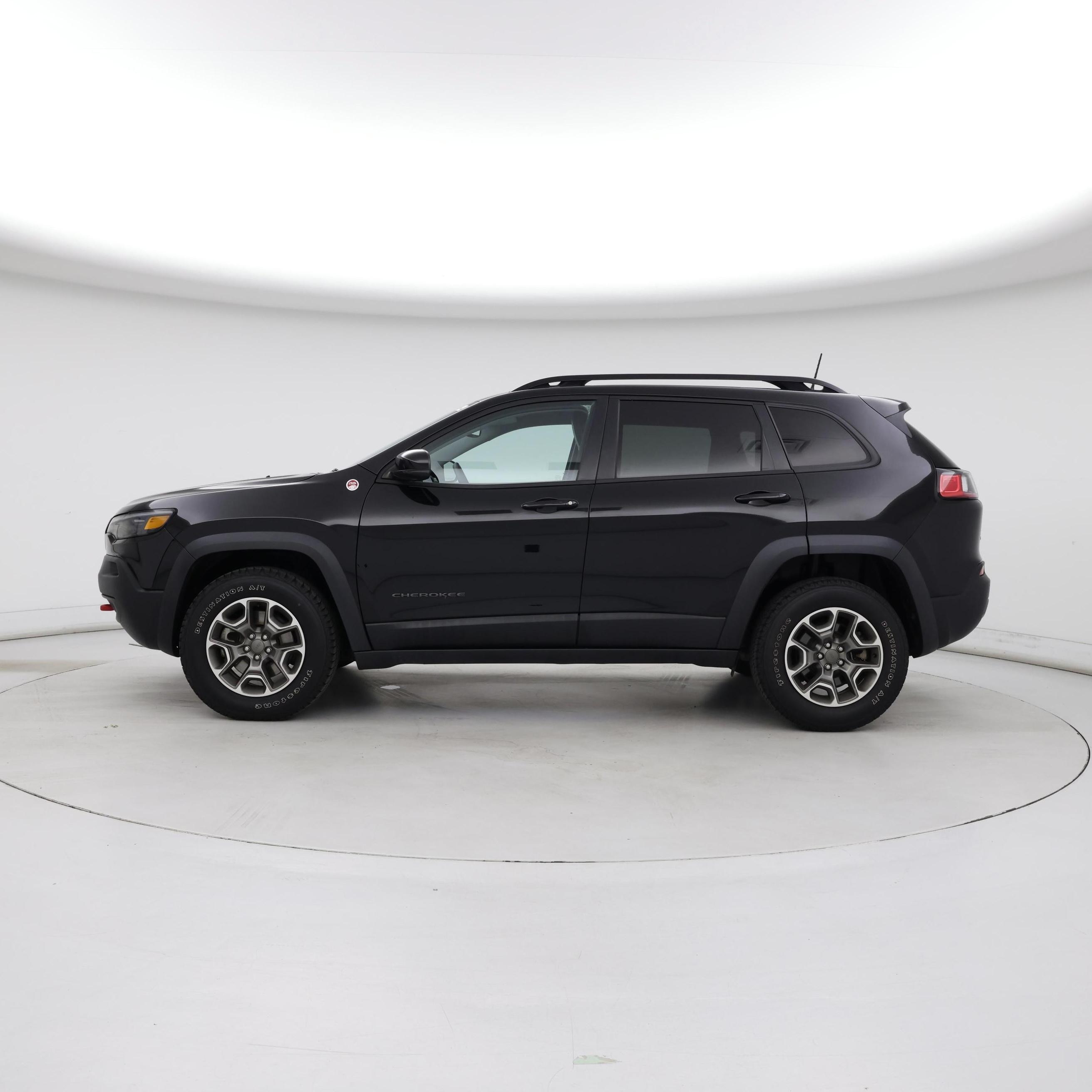 Thumbnail: 2022 Jeep Cherokee - 3