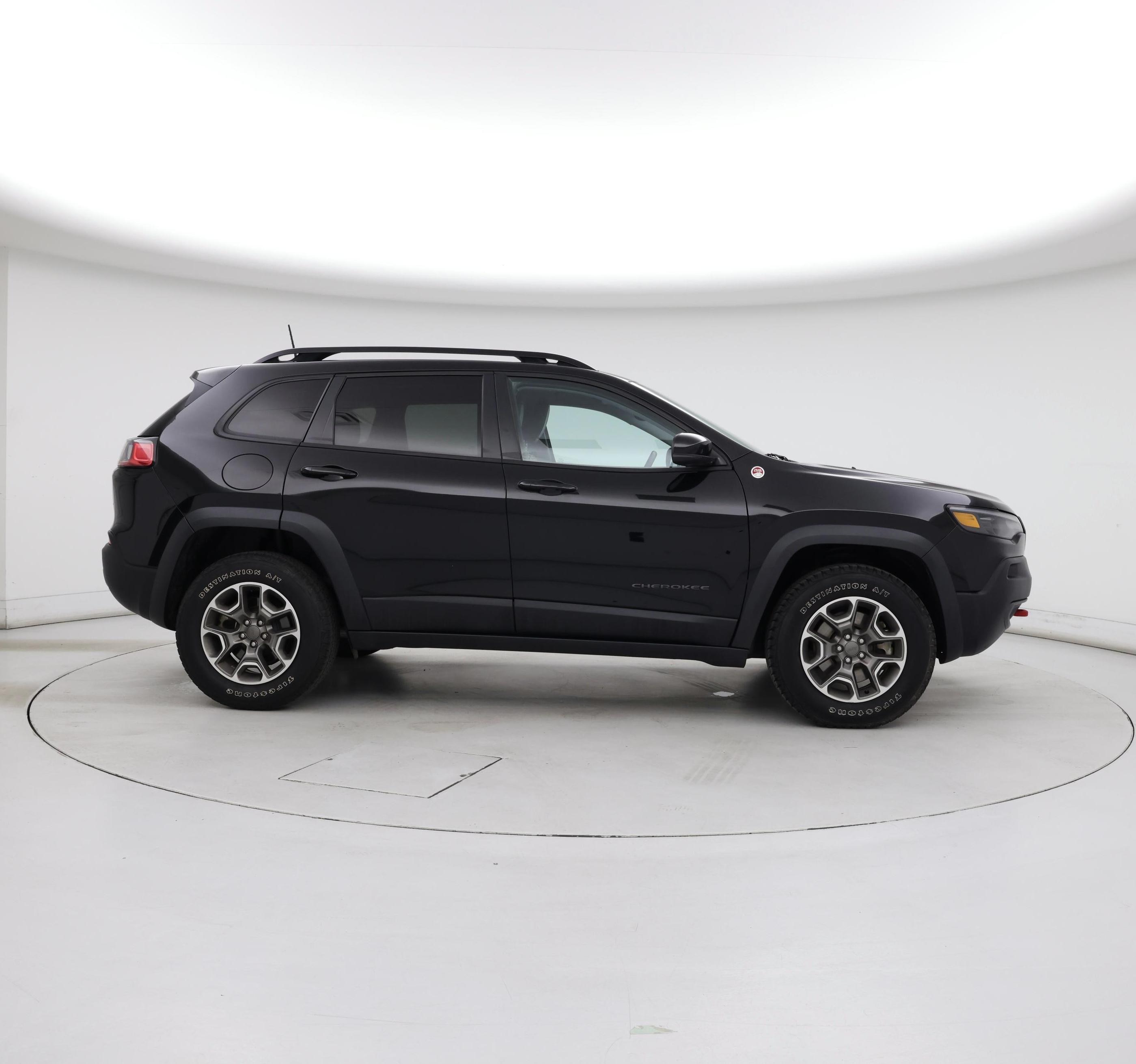 Thumbnail: 2022 Jeep Cherokee - 7