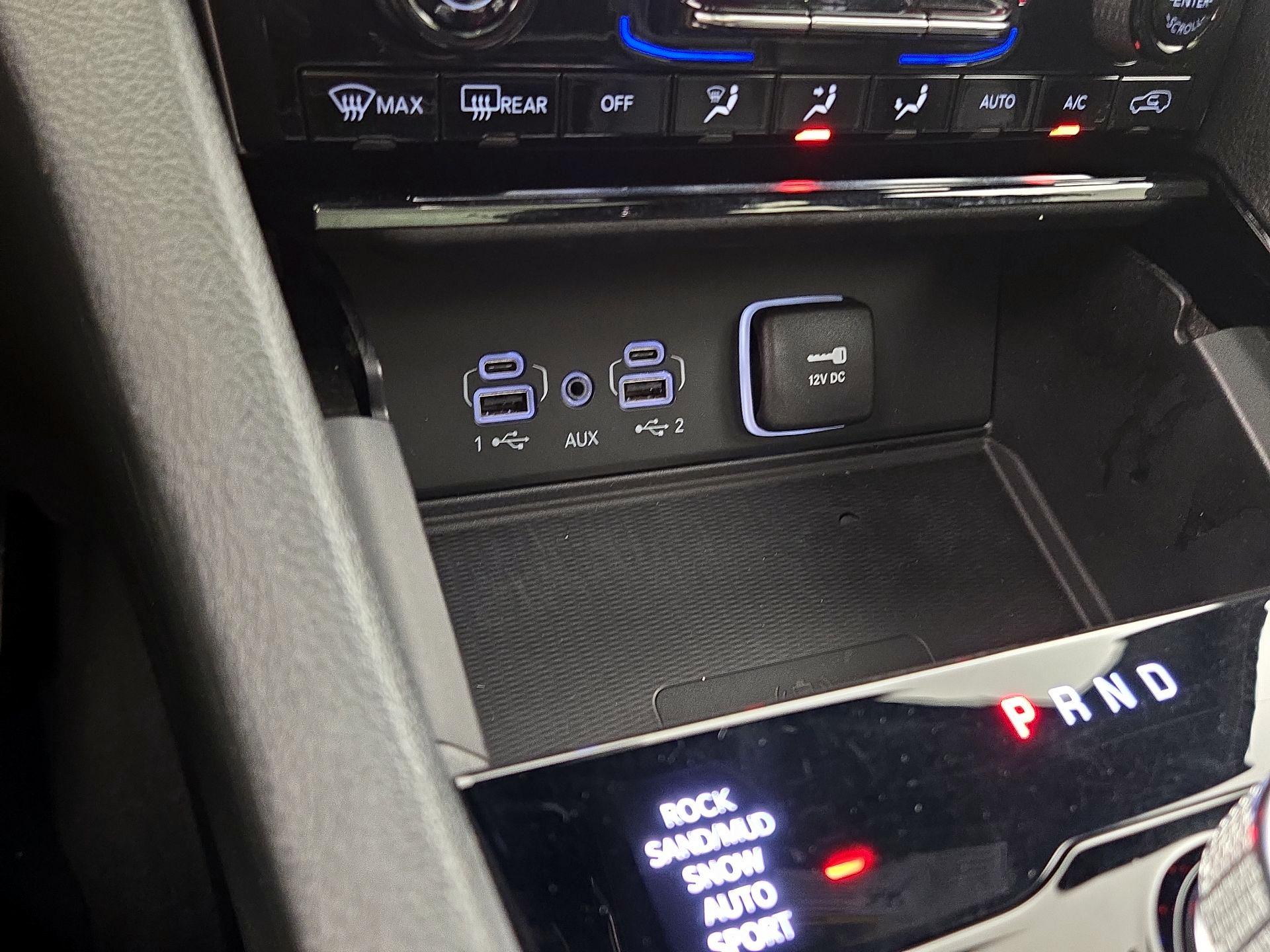 Thumbnail: 2023 Jeep Grand Cherokee - 19