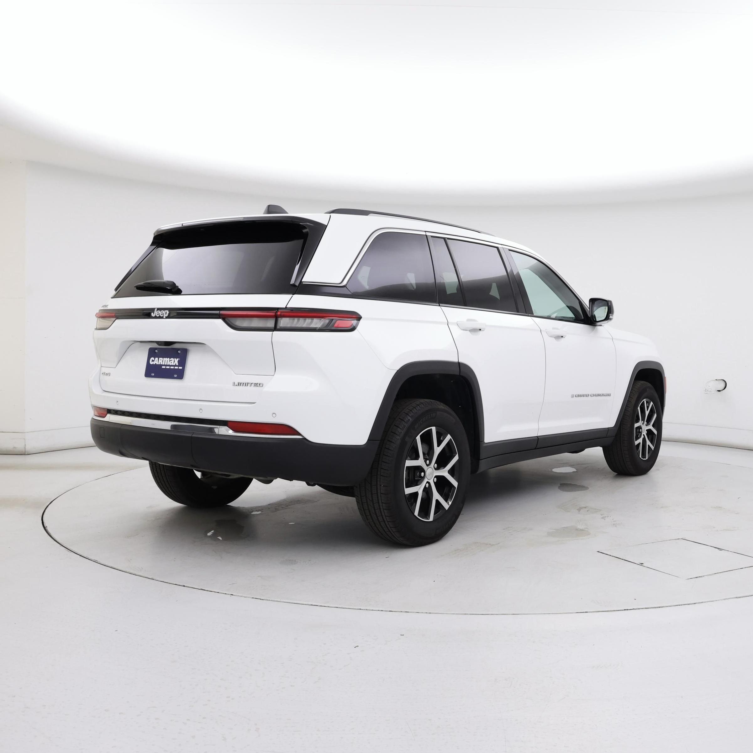 Thumbnail: 2024 Jeep Grand Cherokee - 8