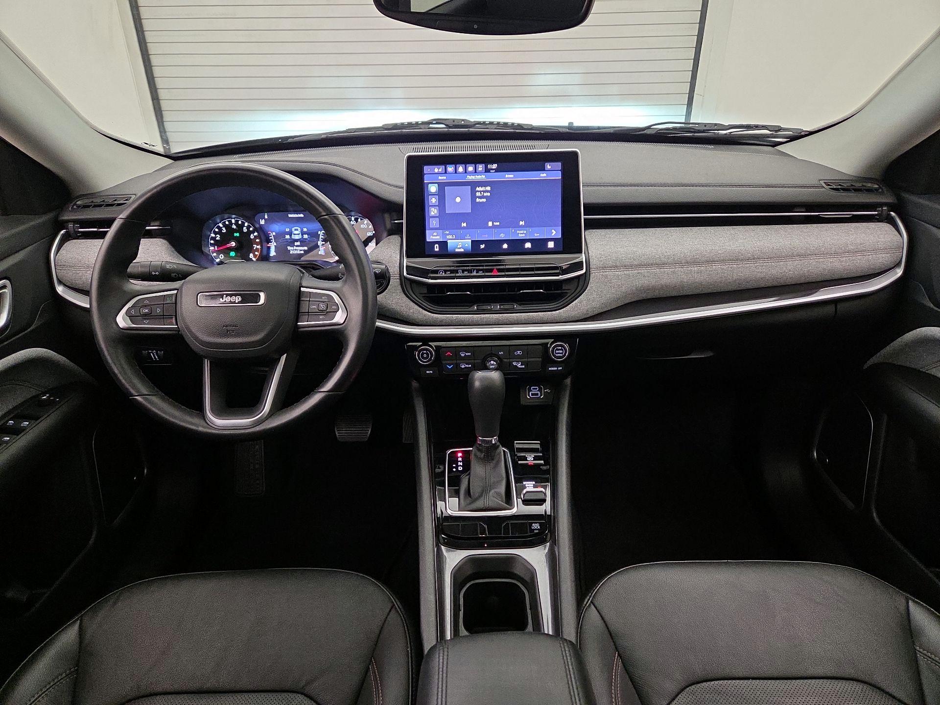 Thumbnail: 2022 Jeep Compass - 9