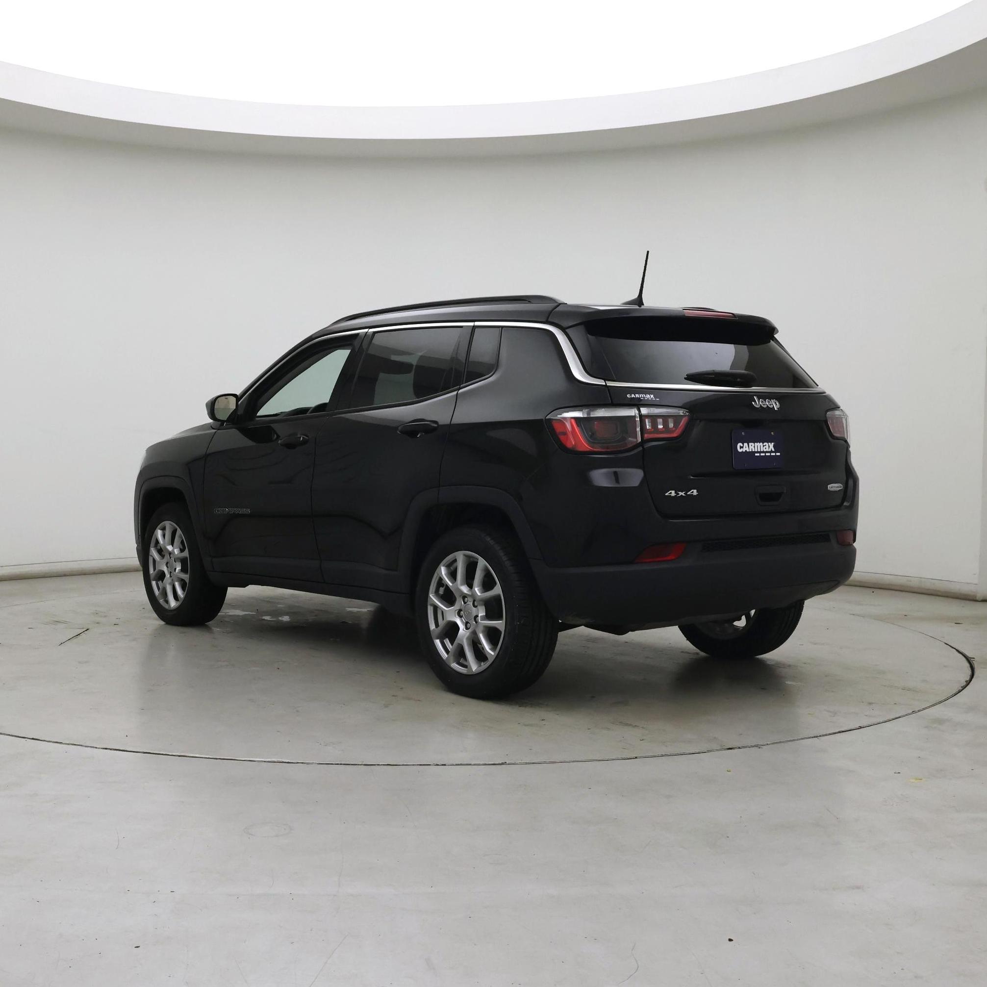 Thumbnail: 2022 Jeep Compass - 2